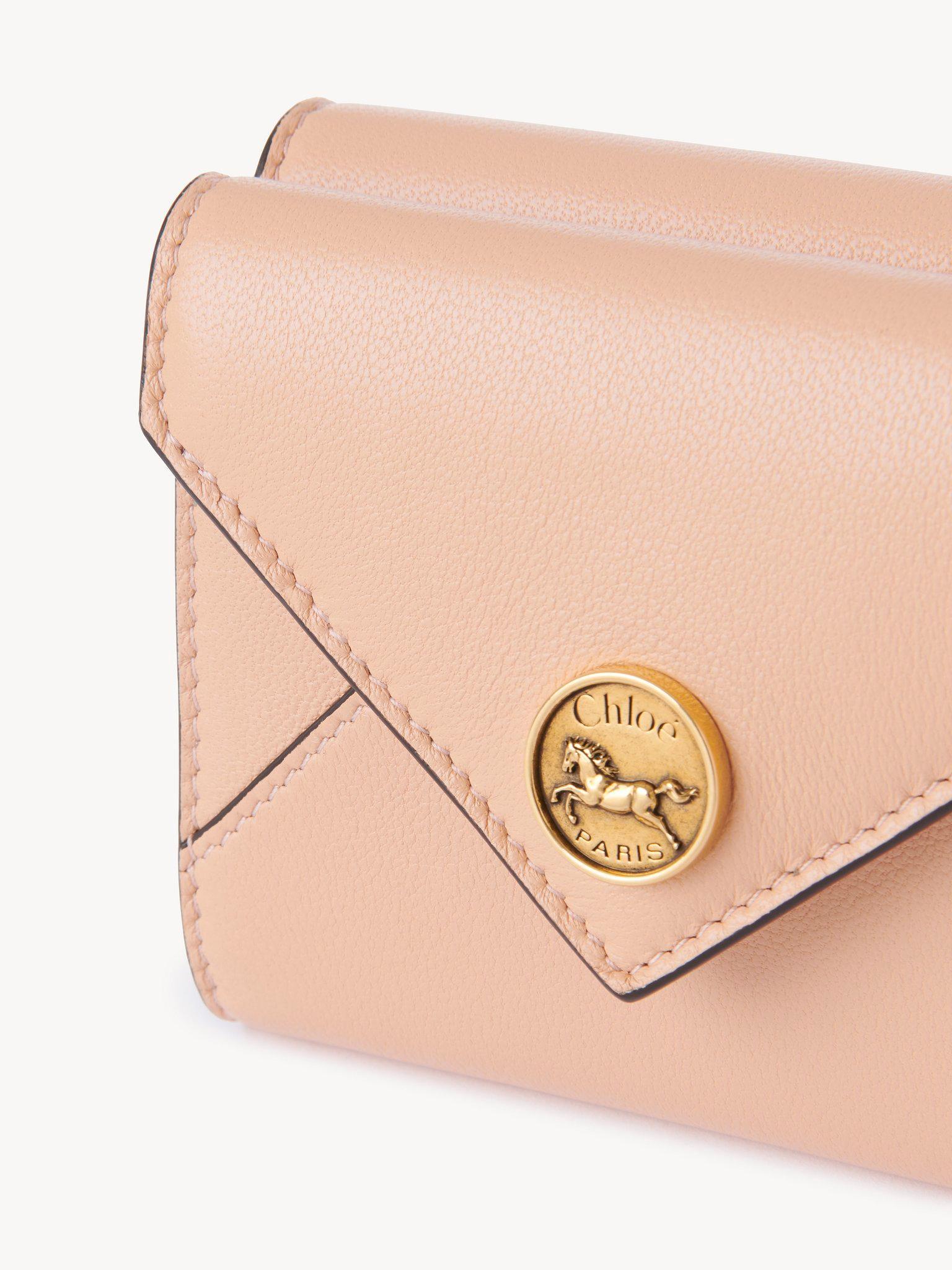 Small Envelope tri-fold in grained leather Product Image