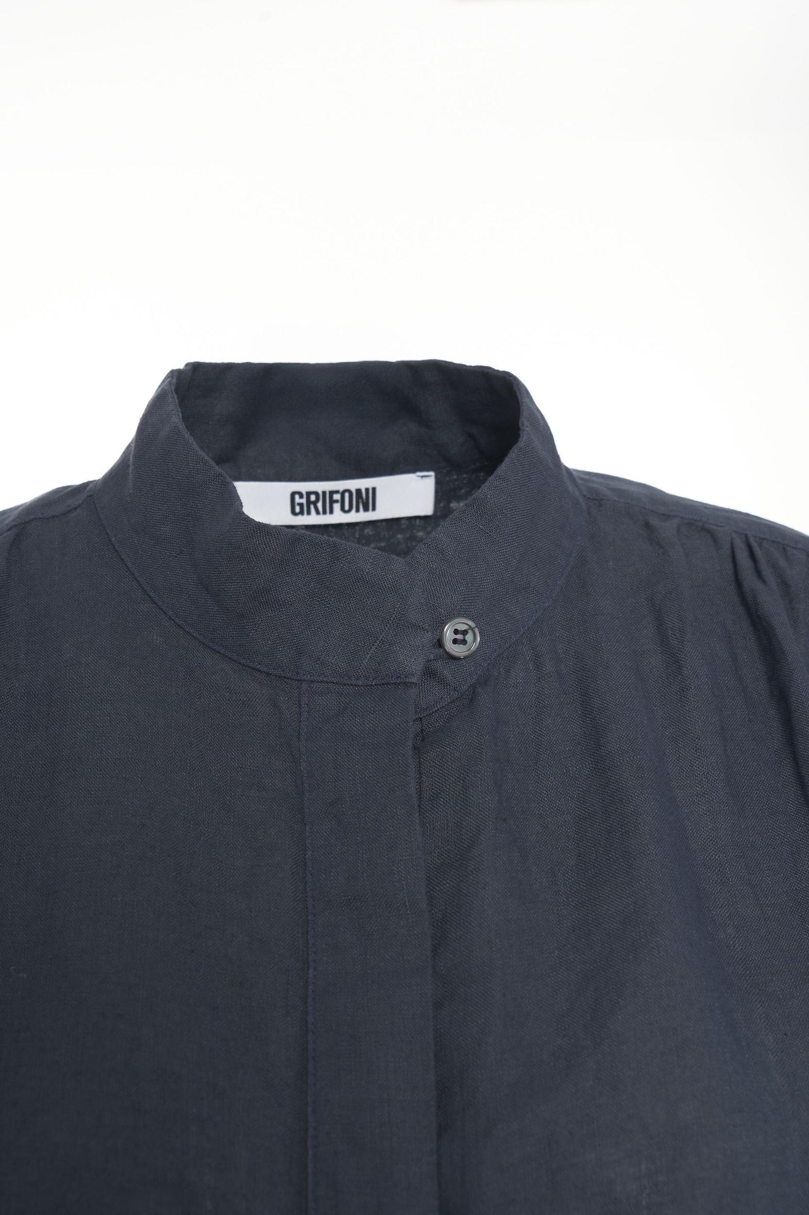 Maxi dress with waist belt Product Image