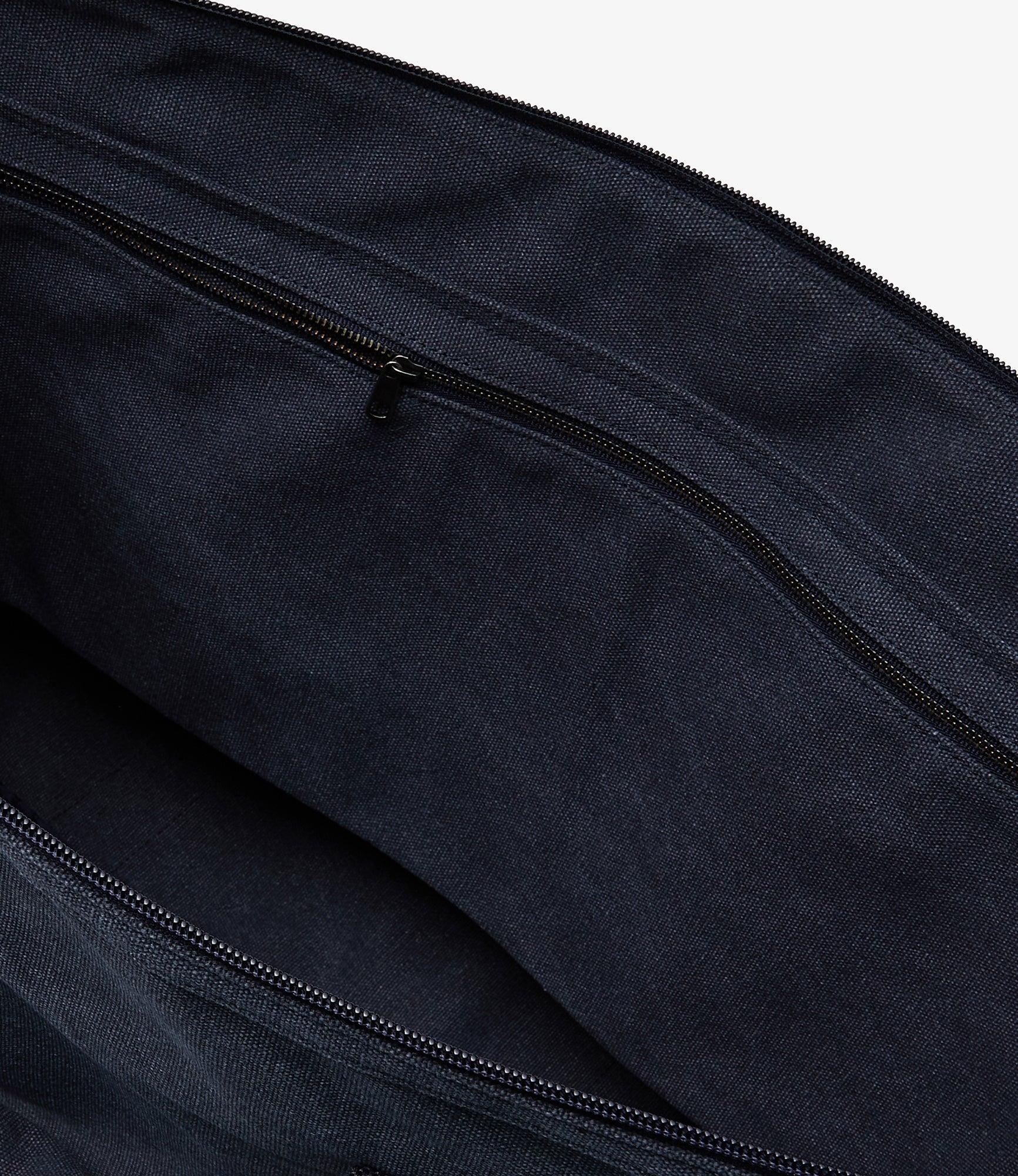 Recuperation gym bag Male Product Image