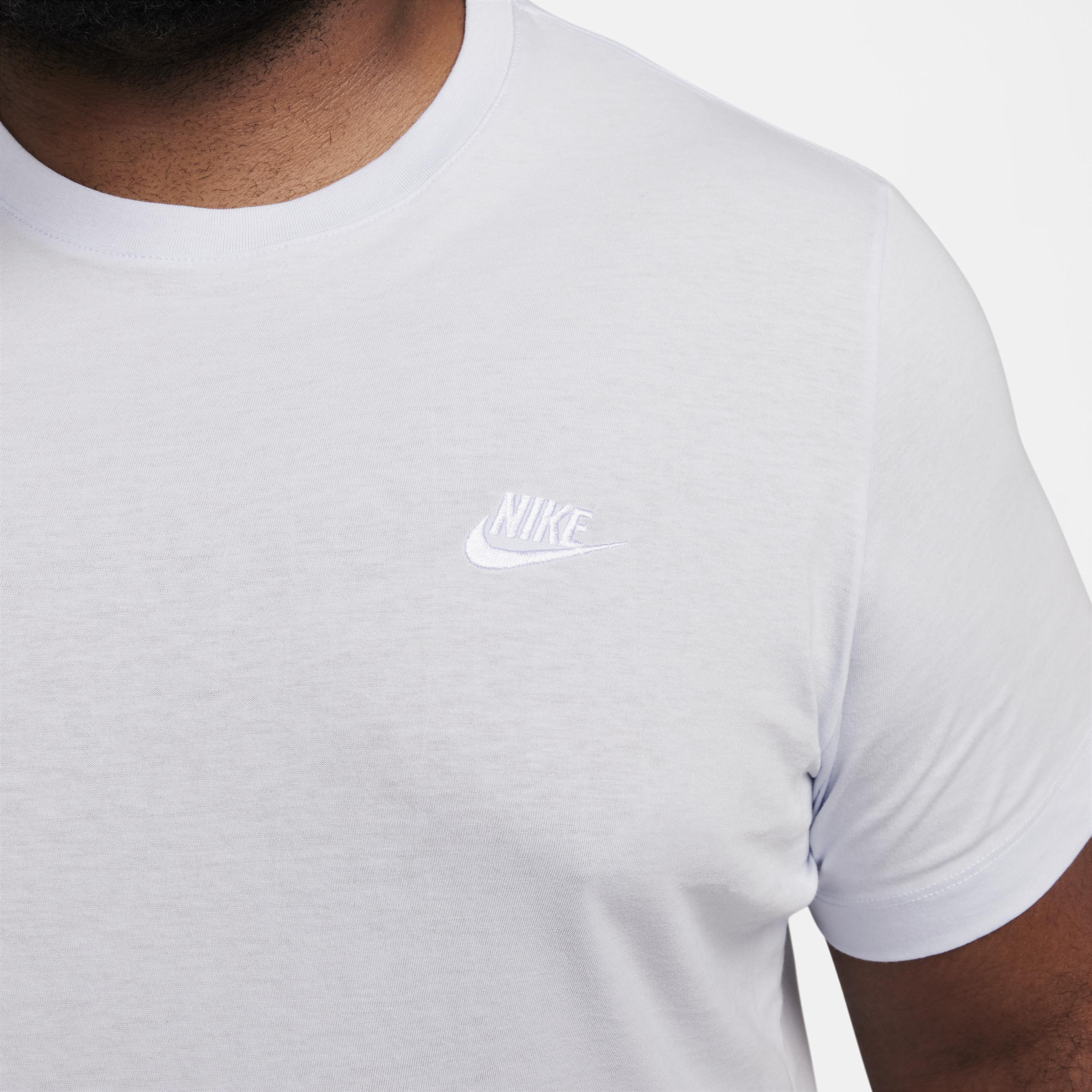 Men's Nike Sportswear Club T-Shirt Product Image