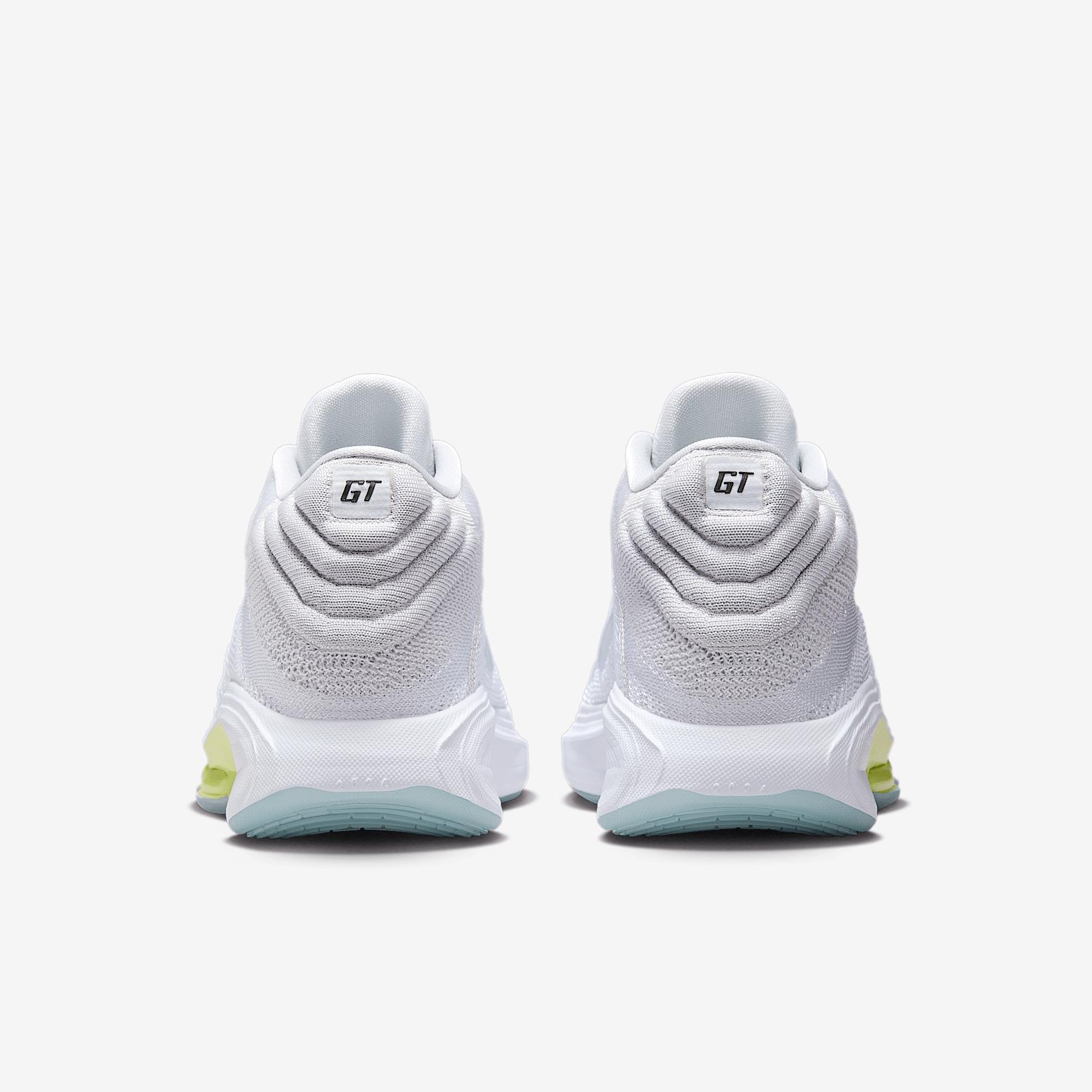 Nike Men's G.T. Hustle 3 Basketball Shoes Product Image