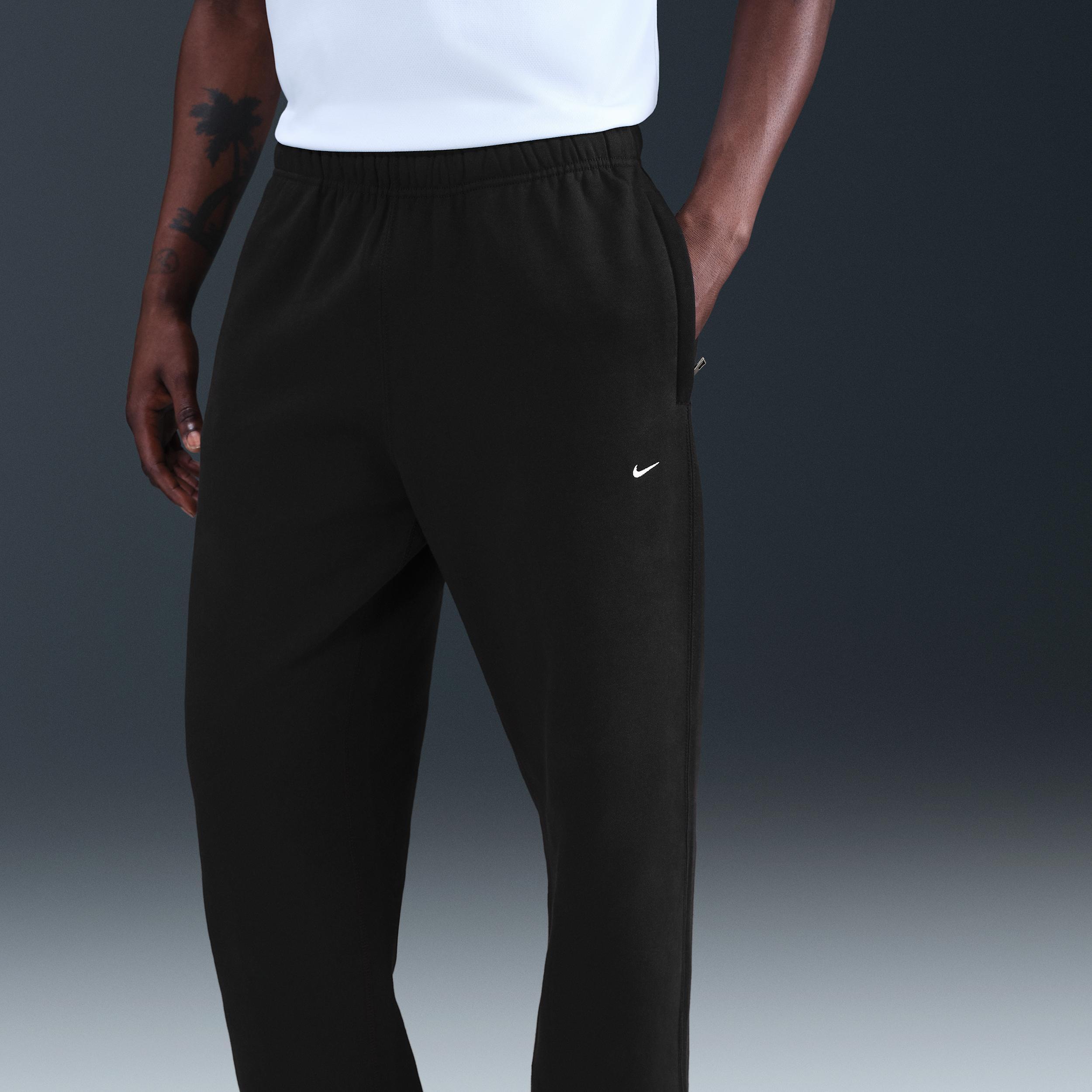 Nike Mens Solo Swoosh Fleece Open-Hem Pants | HV1090-010 Product Image