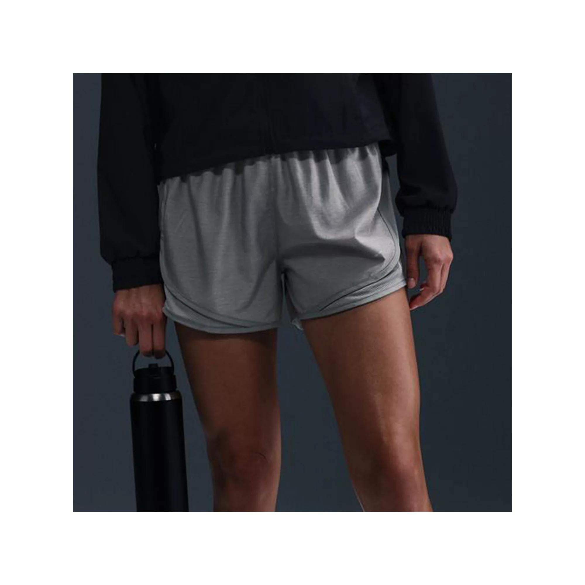 Women's Nike Tempo Dri-FIT Mid-Rise 3-in. Running Shorts,  Product Image