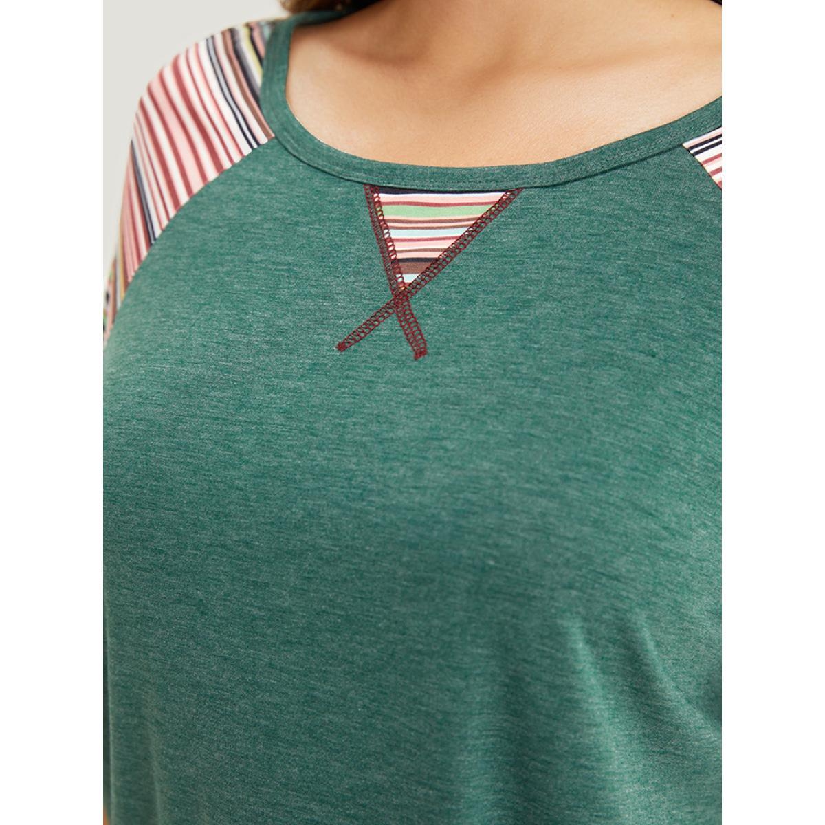 Plus Size Supersoft Essentials Striped Contrast Raglan Sleeve Curved Hem T-shirt DarkGreen Women Casual Contrast Plain Round Neck Everyday T-shirts BloomChic 30/6X Product Image