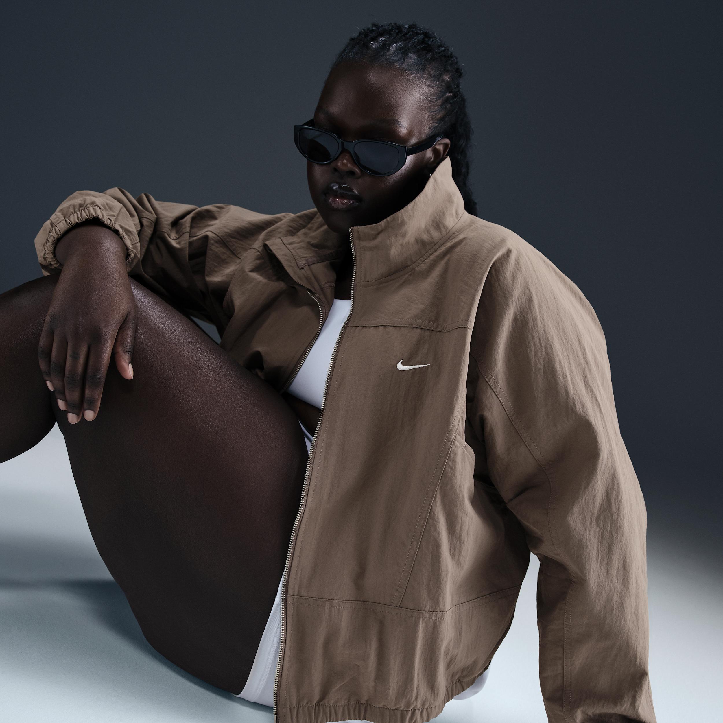 Women's Nike Sportswear Everything Wovens Oversized Repel UV Protection Jacket (Plus Size) Product Image