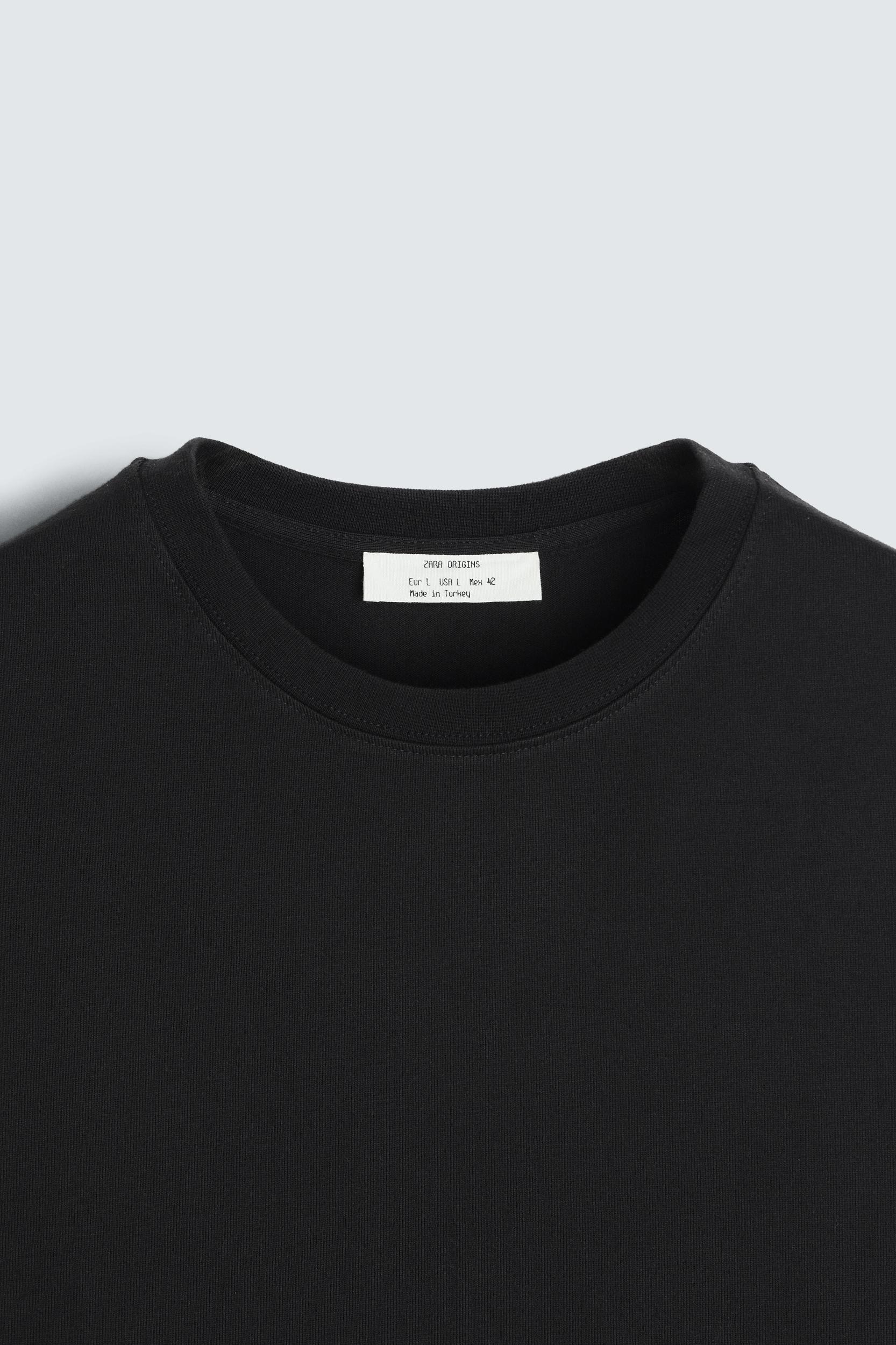 HEAVYWEIGHT SHORT SLEEVE T-SHIRT Product Image