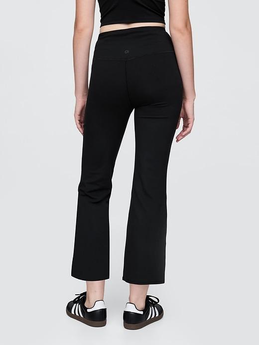 GapFit Lightweight Performance Cropped Flare Leggings Product Image