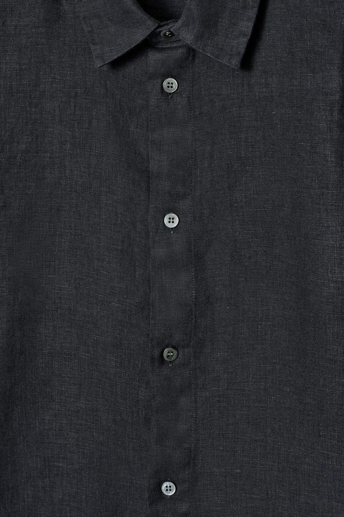 RELAXED LINEN LONG-SLEEVED SHIRT Product Image