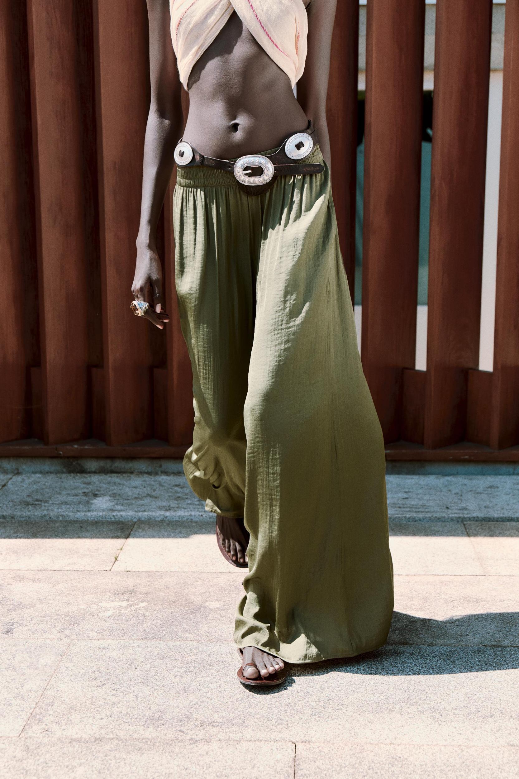 FLOWY WIDE LEG PANTS Product Image