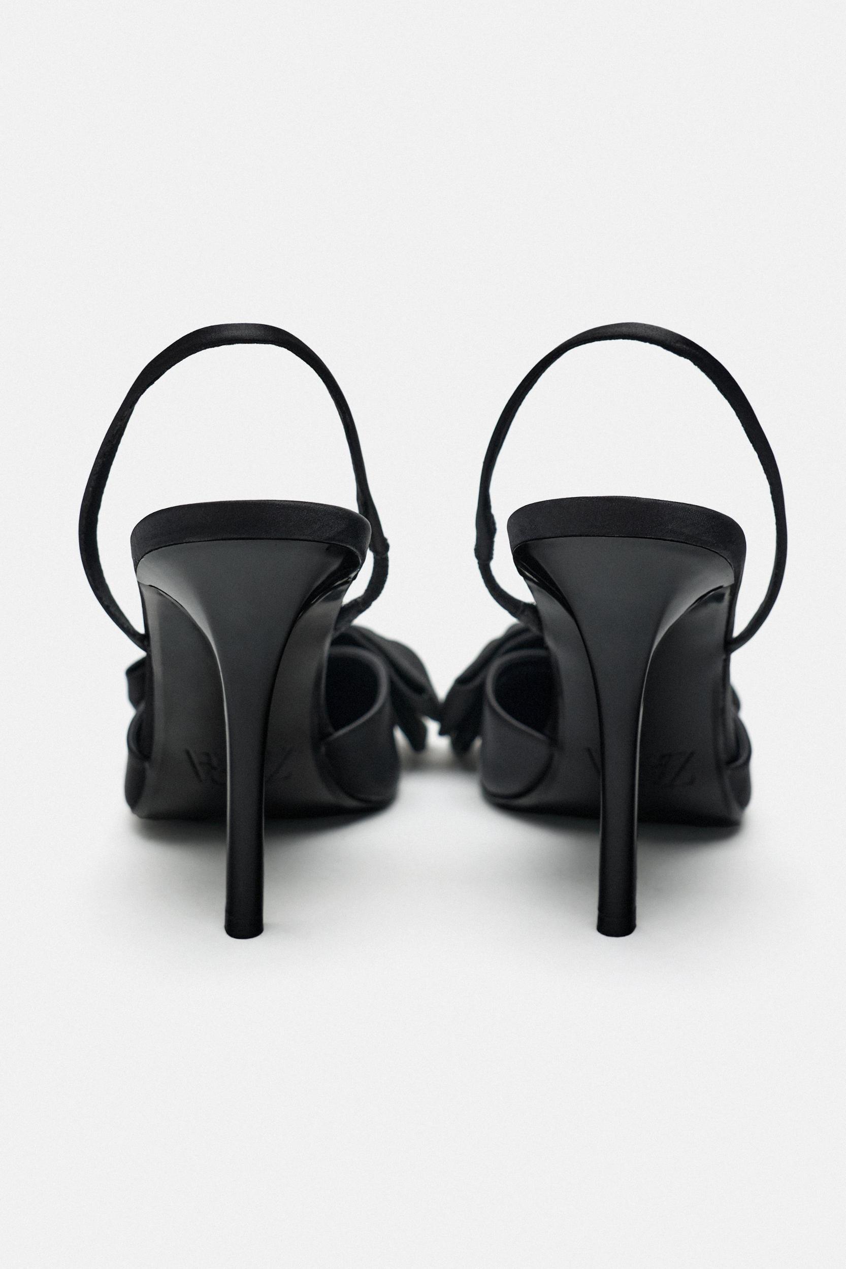 BOW TRIM HEELED SHOES Product Image