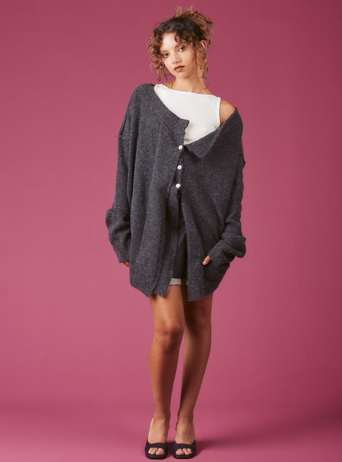 Lusc Cardigan Female Product Image