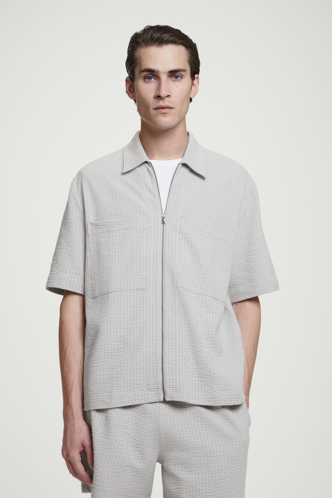 RELAXED SEERSUCKER COTTON ZIPPED SHIRT Product Image