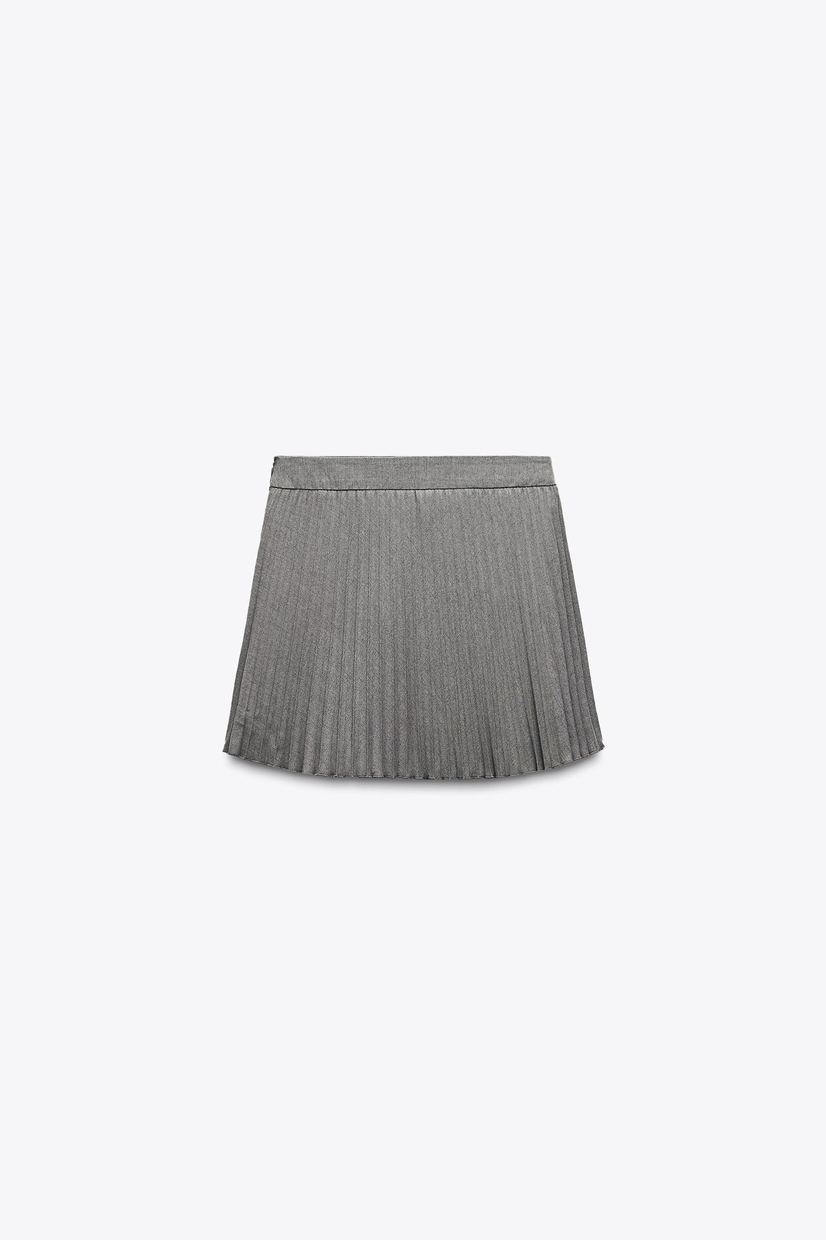 PLEATED SKORT Product Image