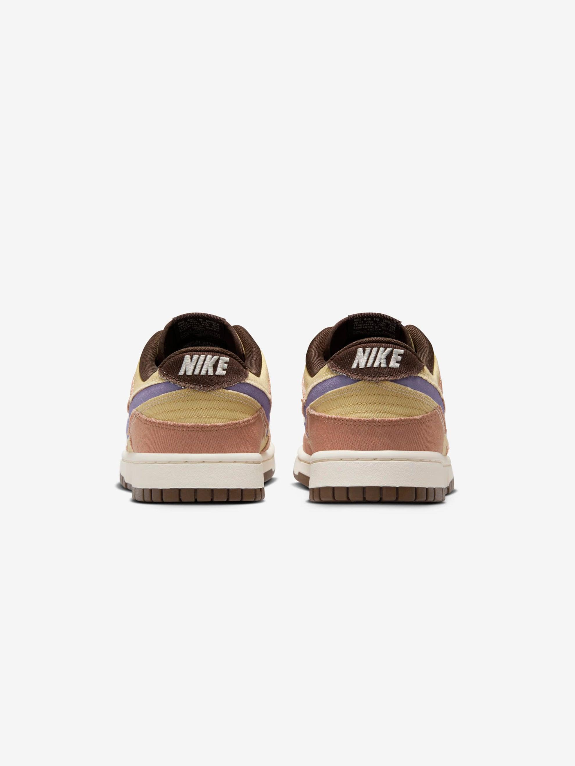 NIKE DUNK LOW RETRO SE (DUSTED CLAY/DUSTY AMETHYST-TEAM GOLD) Product Image