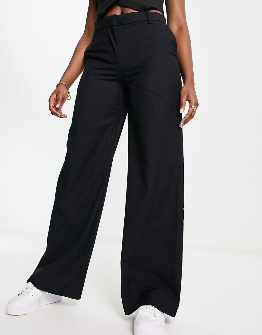 Weekday Riley wide leg pants Product Image