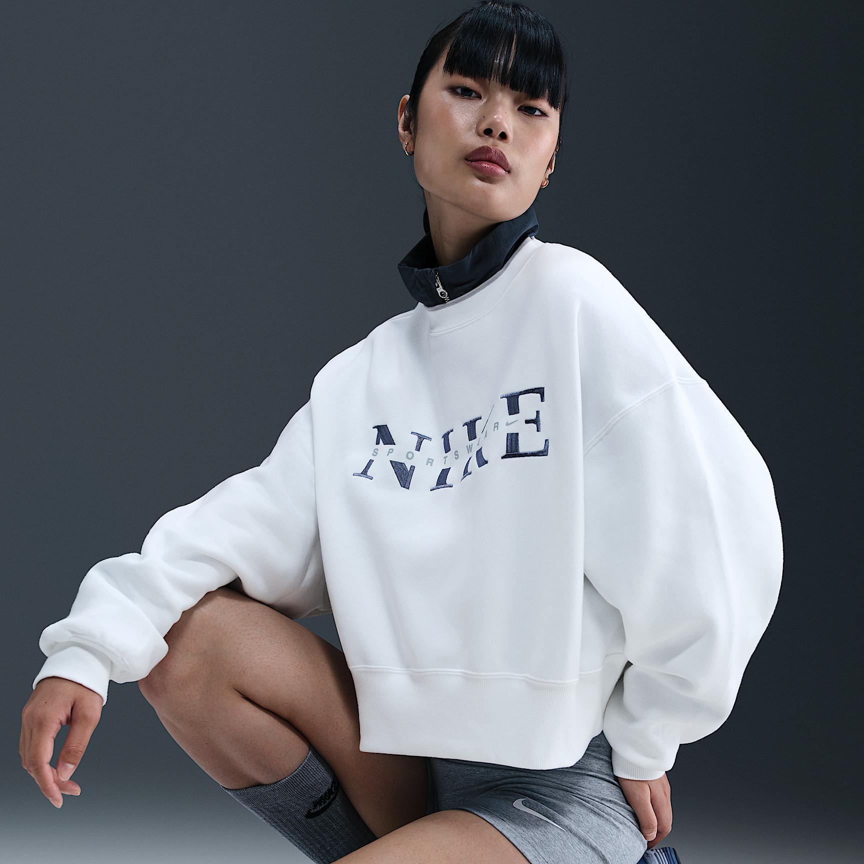 Womens Nike Sportswear Phoenix Fleece Oversized Crew-Neck Sweatshirt | IH4056-100 Product Image