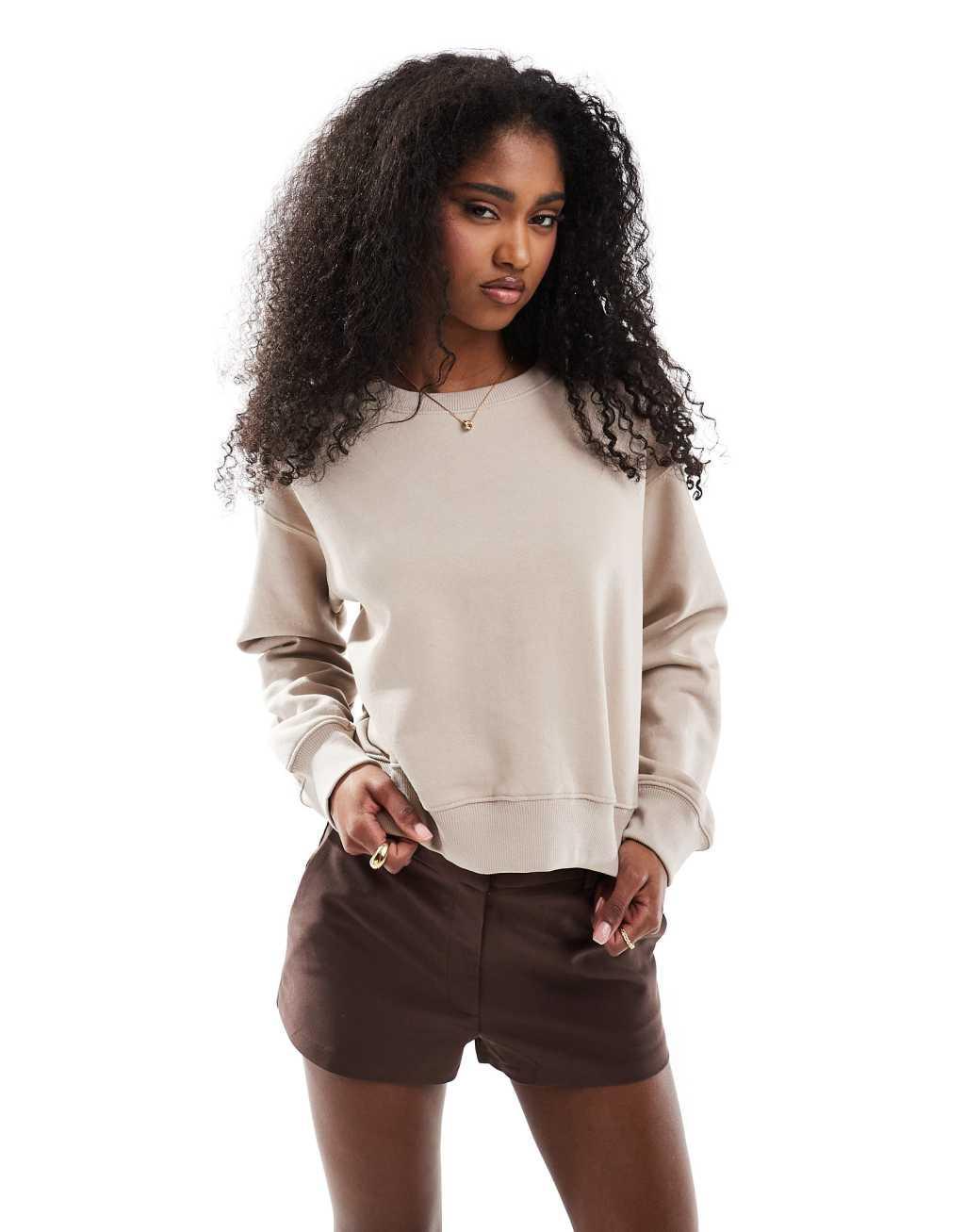 Stradivarius round neck sweatshirt in stone Product Image