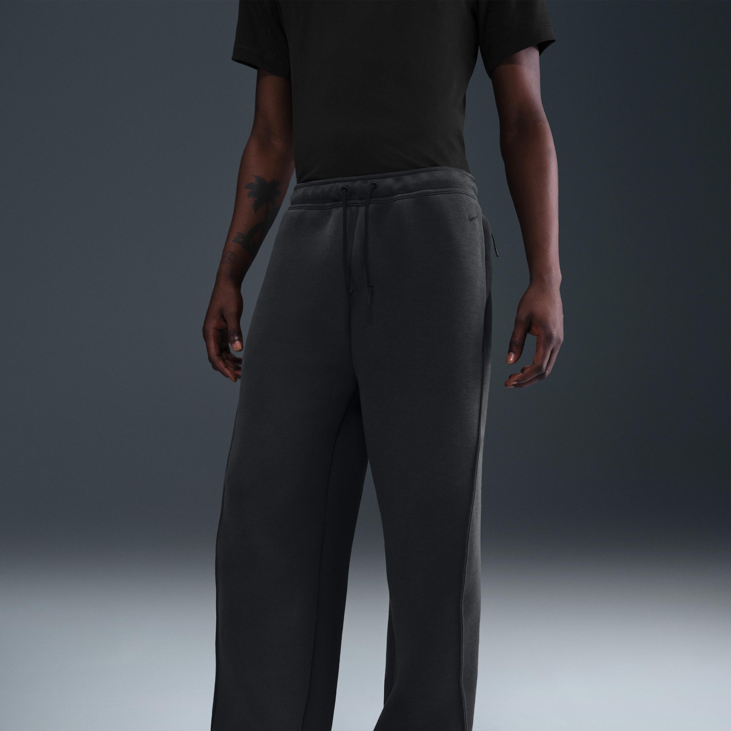 Nike Mens Tech Fleece Loose-Fit Open Hem Pants | HV6541-060 Product Image