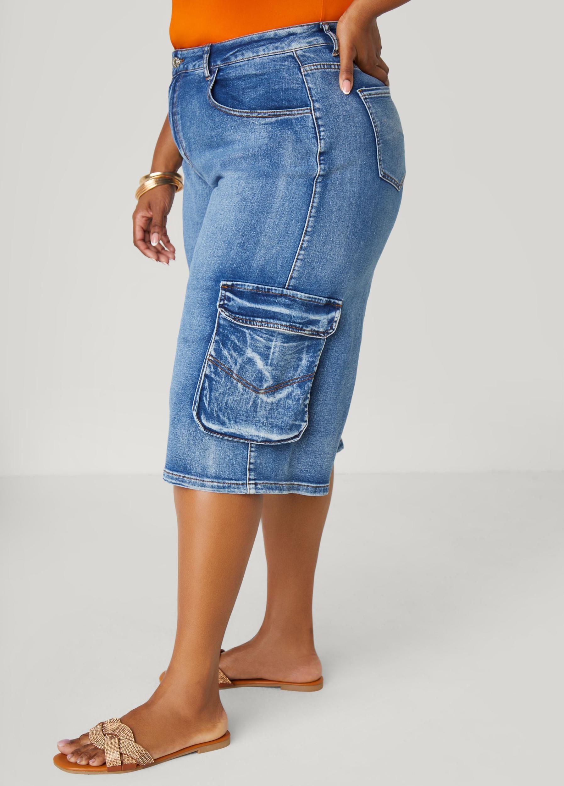 Stonewash Denim Cargo Shorts Product Image