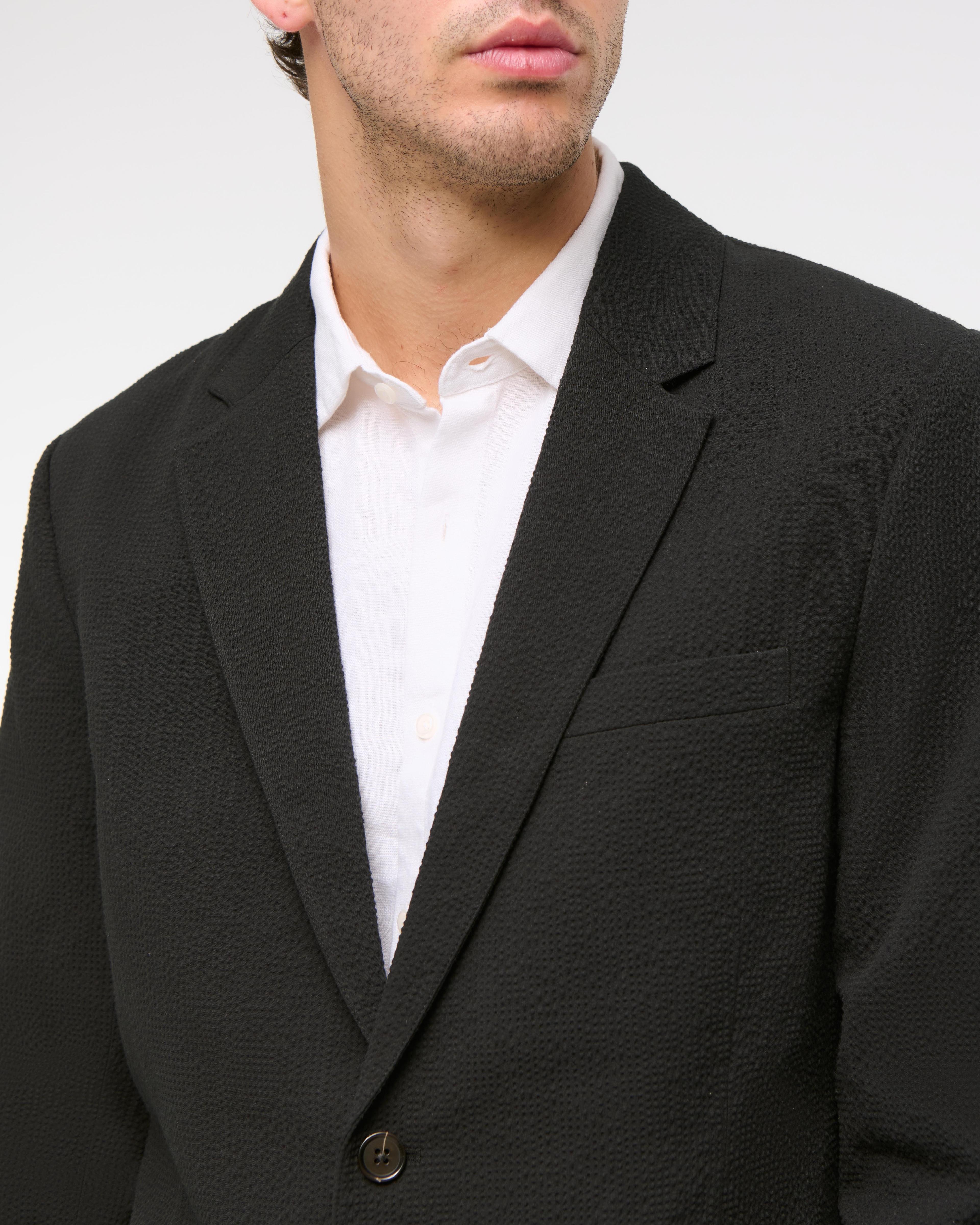 The A&F Collins Tailored Classic Seersucker Blazer Product Image