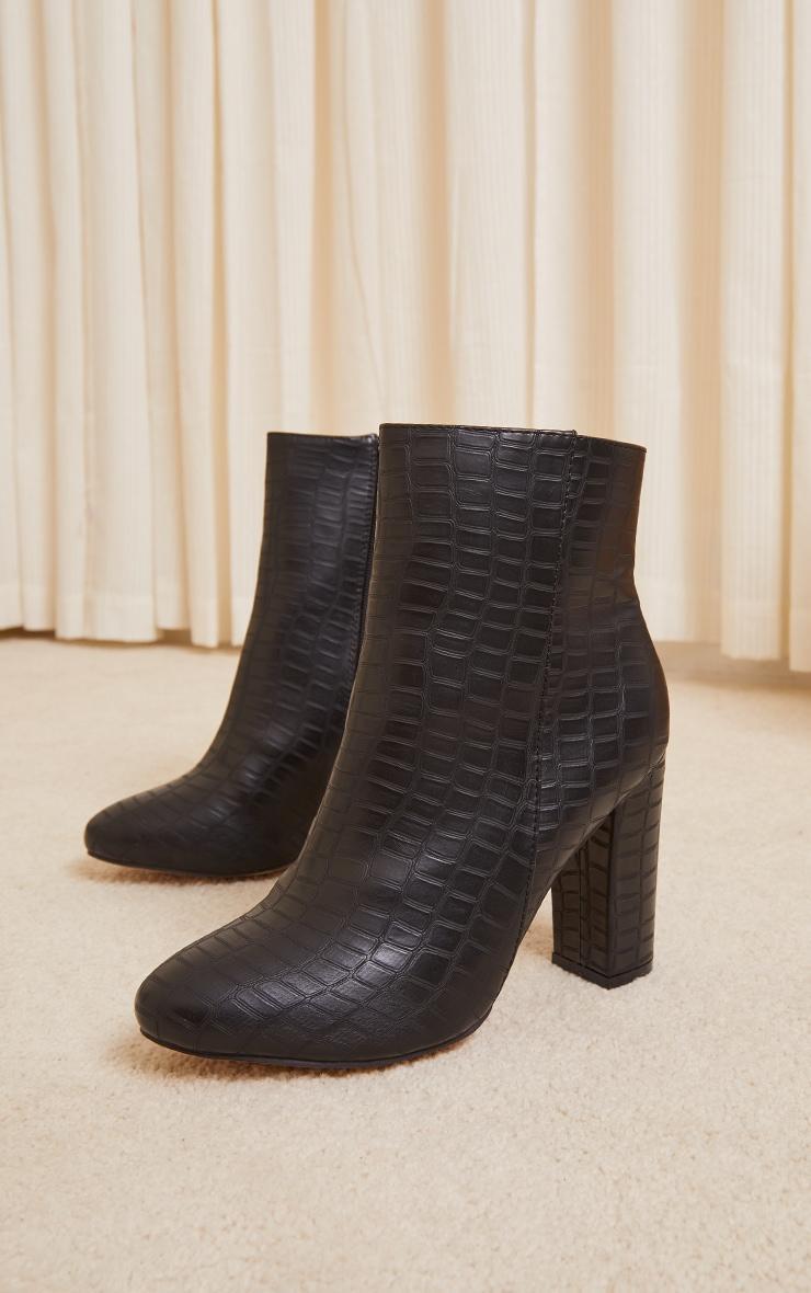 Croc Wide Fit Behati Block Heeled Ankle Boot Product Image