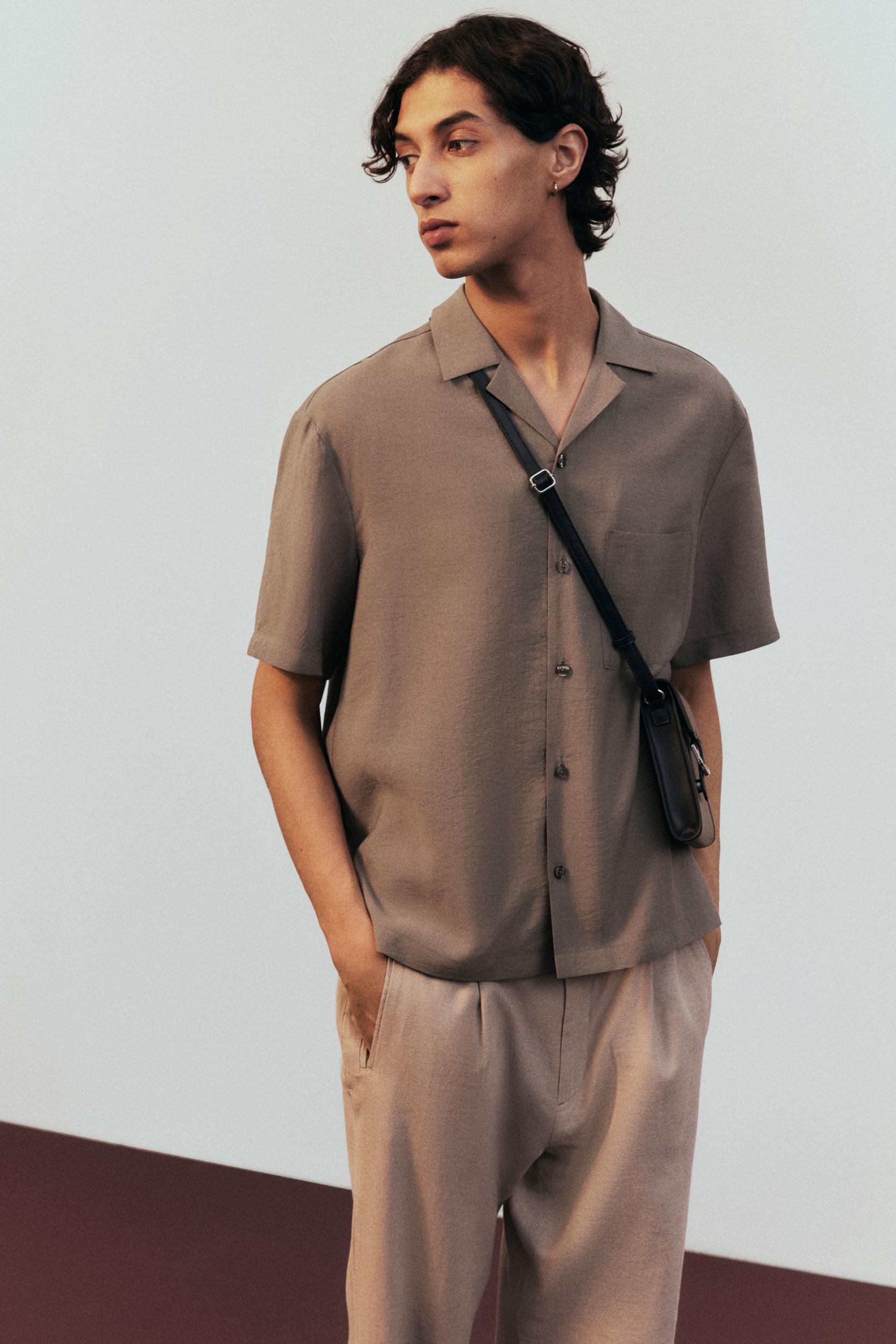 Loose-Fit Resort Shirt Product Image