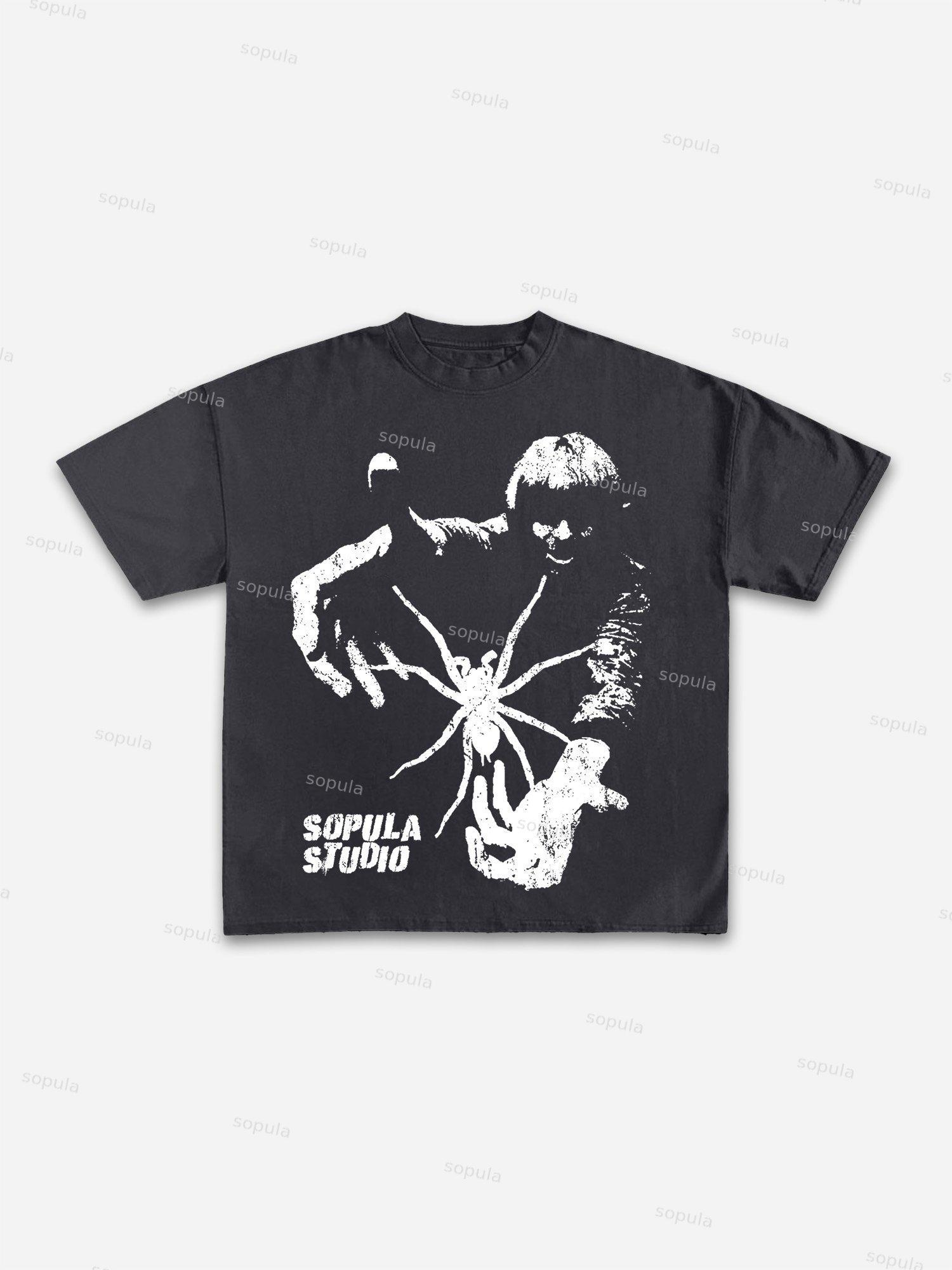 Abstract Humanoid Spider Graphic Cotton T-shirt Product Image
