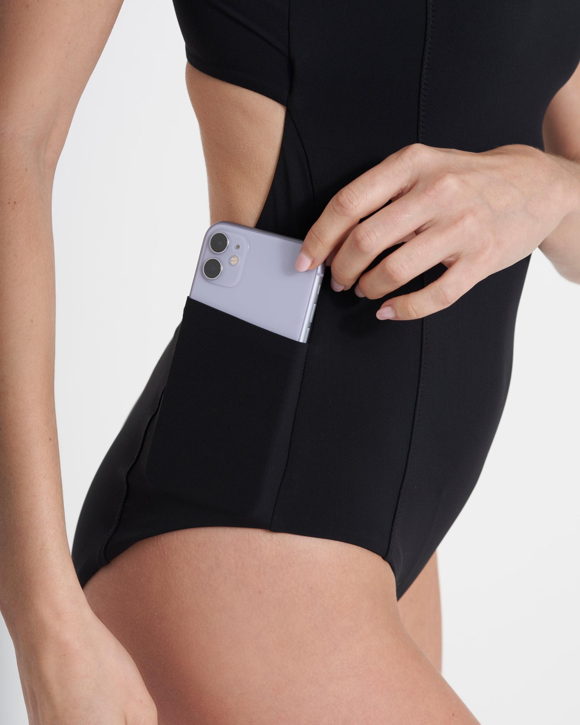 Dune One Piece Product Image