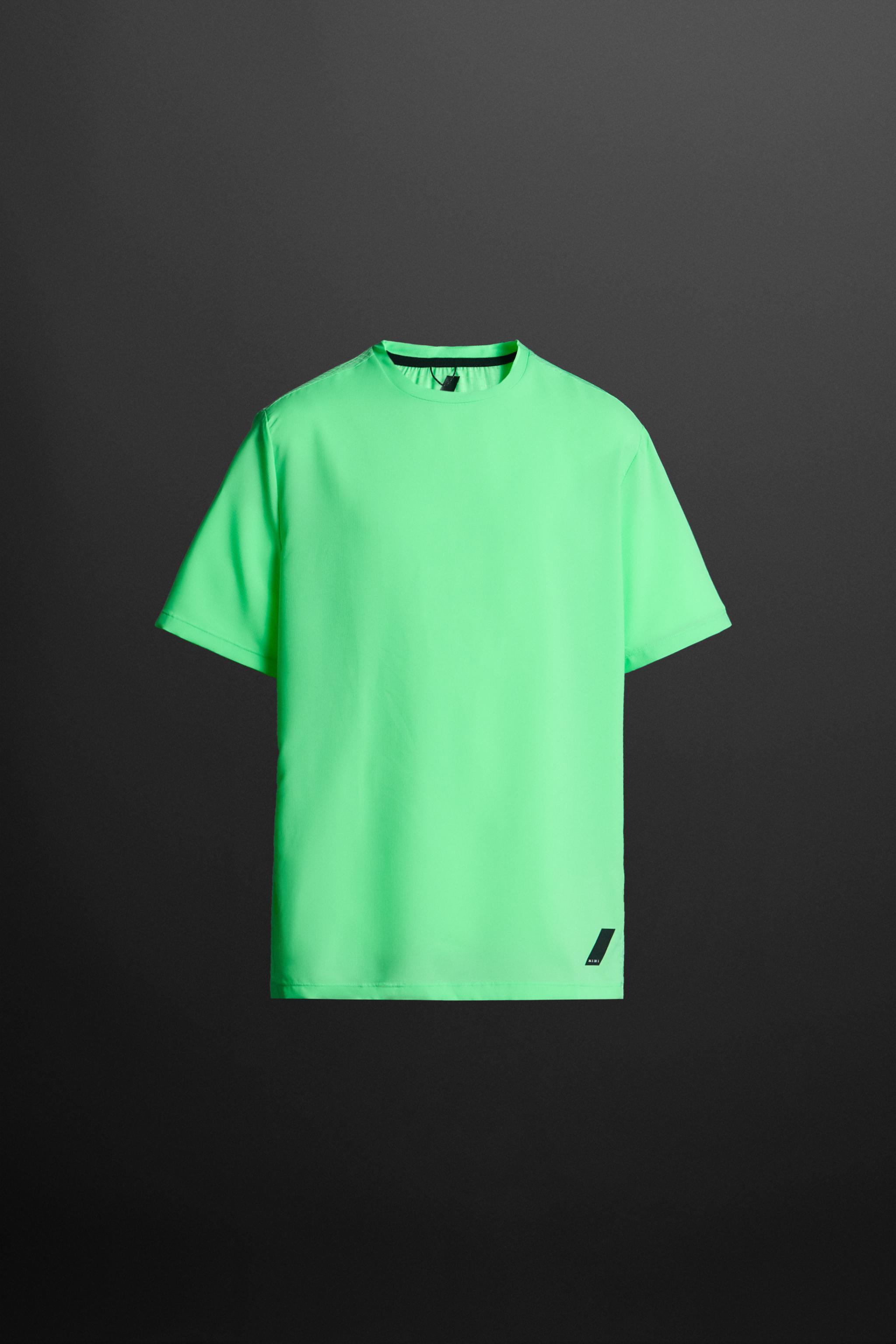 LIGHTWEIGHT TRAINING T-SHIRT Product Image