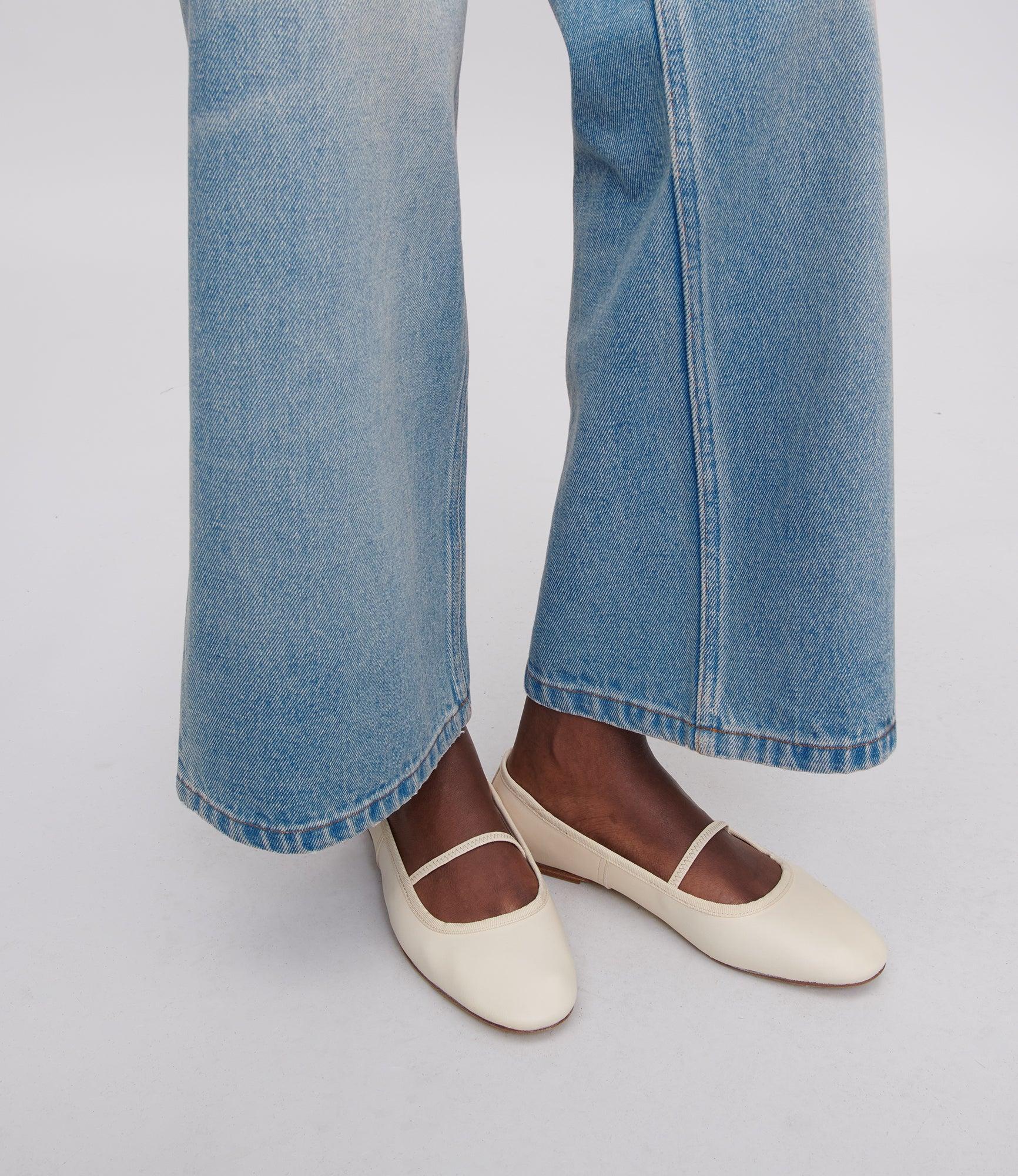 Swan ballet flats Female Product Image