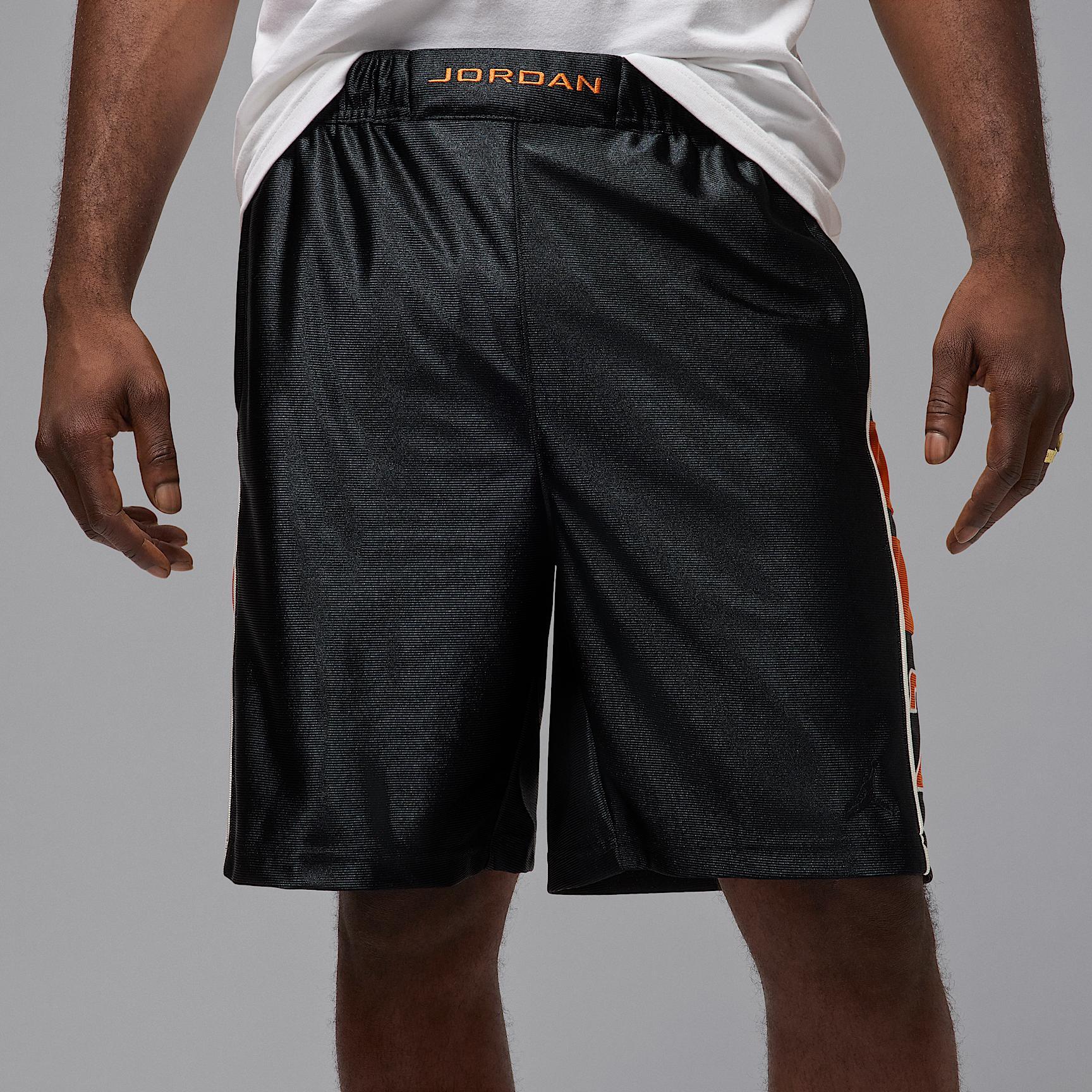 Mens Jordan Brooklyn Cat Scratch Shorts | HV0560-010 Product Image