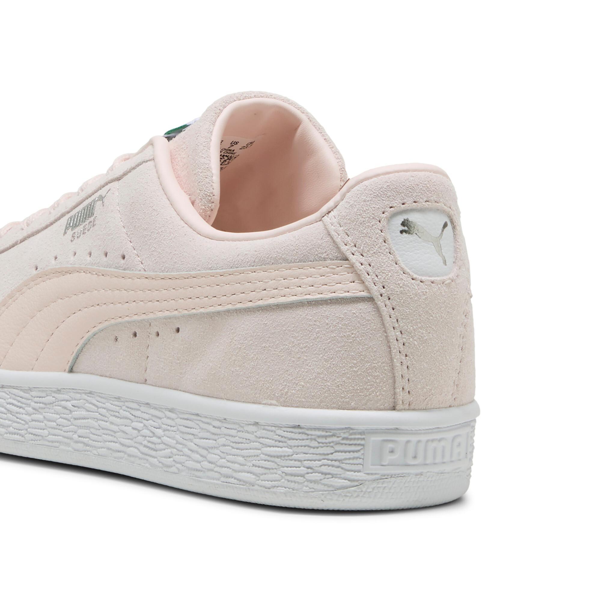 Suede Classic Women's Sneakers Product Image