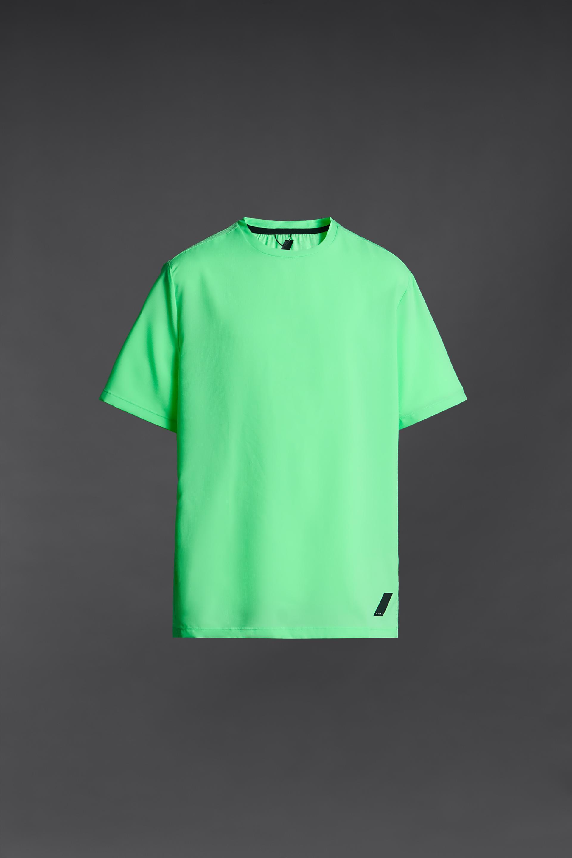 LIGHTWEIGHT TRAINING T-SHIRT Product Image