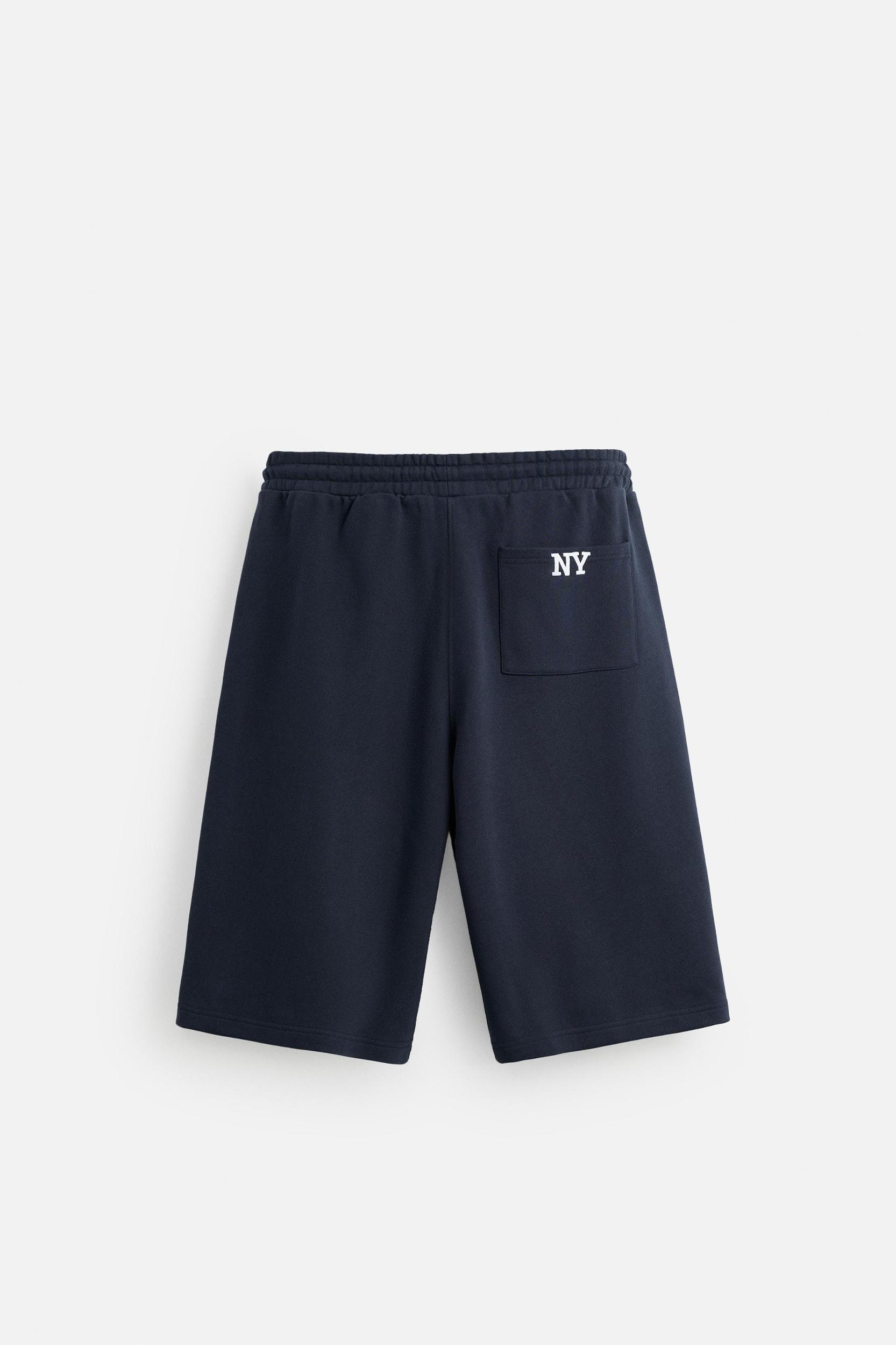 EMBROIDERED OVERSIZED FIT JOGGER SHORTS Product Image