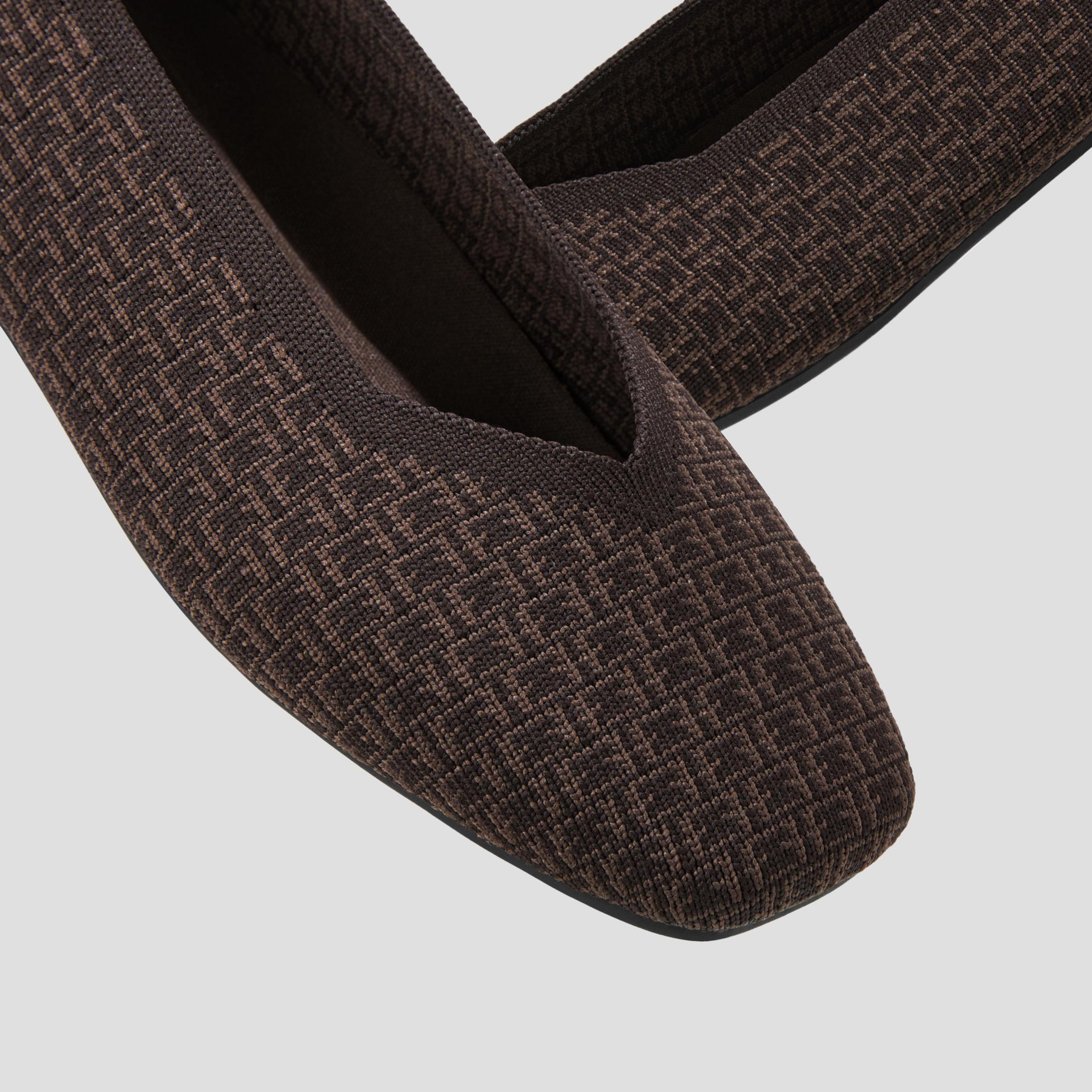 Square-Toe V-Cut Flats (Margot 2.0) Product Image