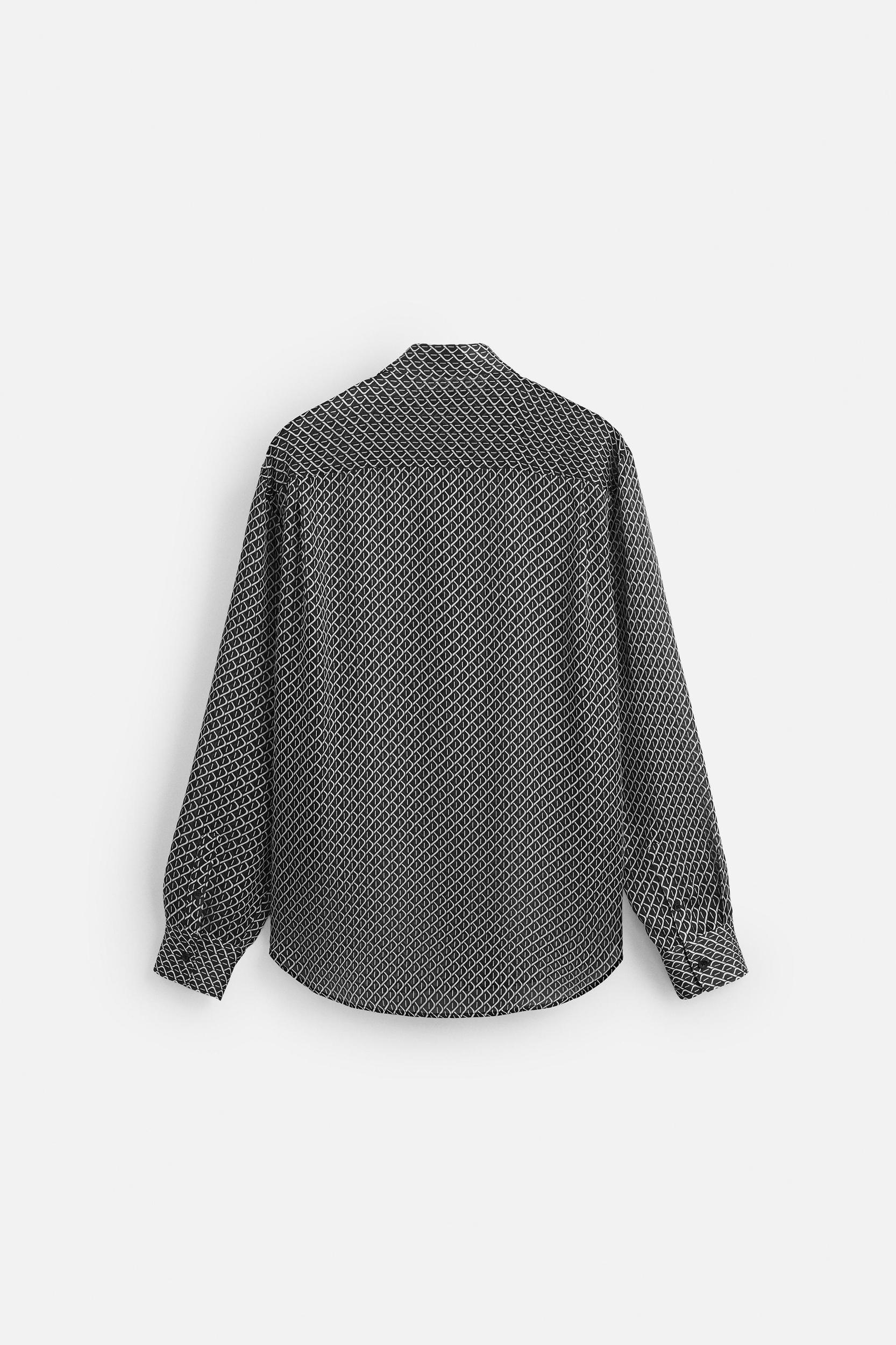 GEOMETRIC PRINT SHIRT Product Image