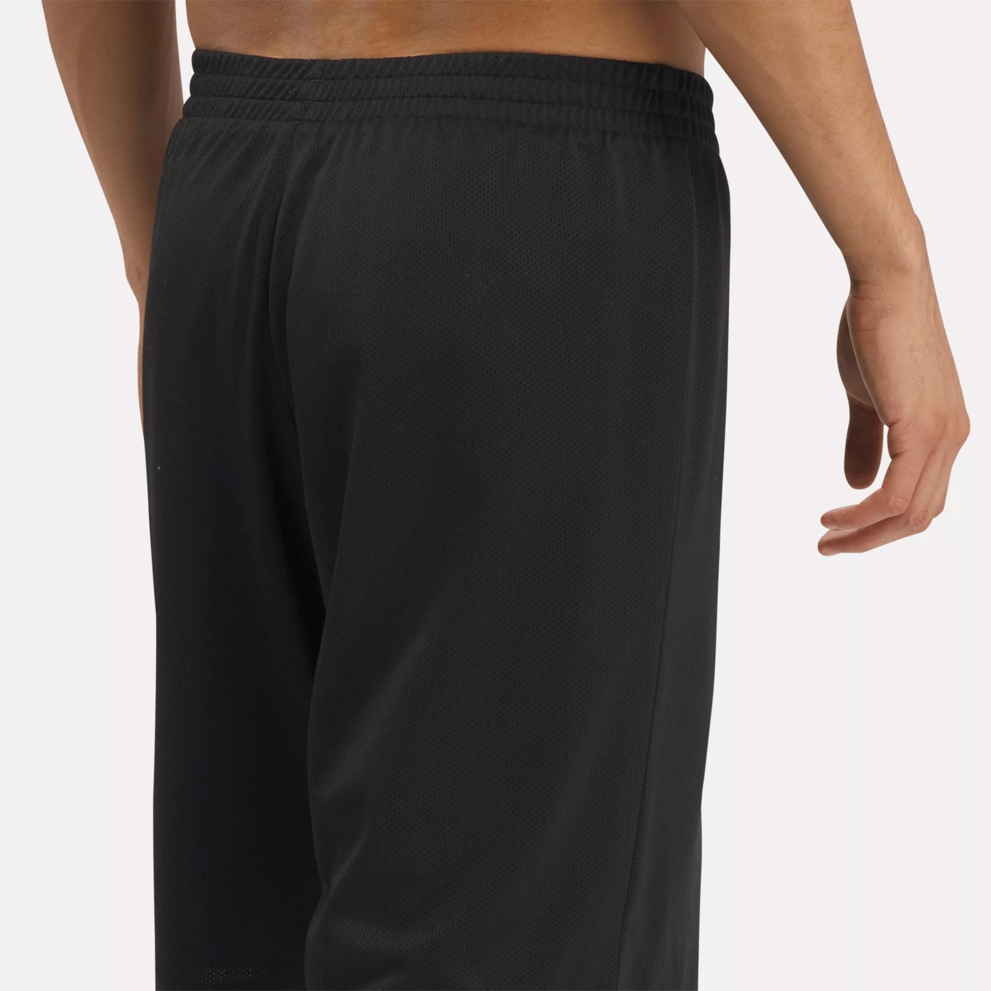 Men's Basketball Open-Hole Mesh Shorts Male Product Image