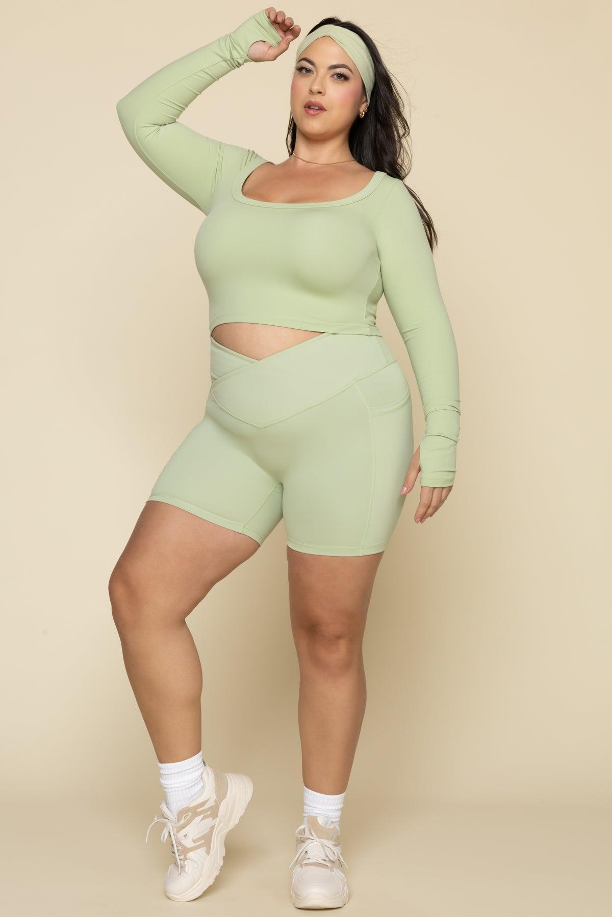 Crisscross Hourglass® Midi Short with Pockets - Pistachio Product Image