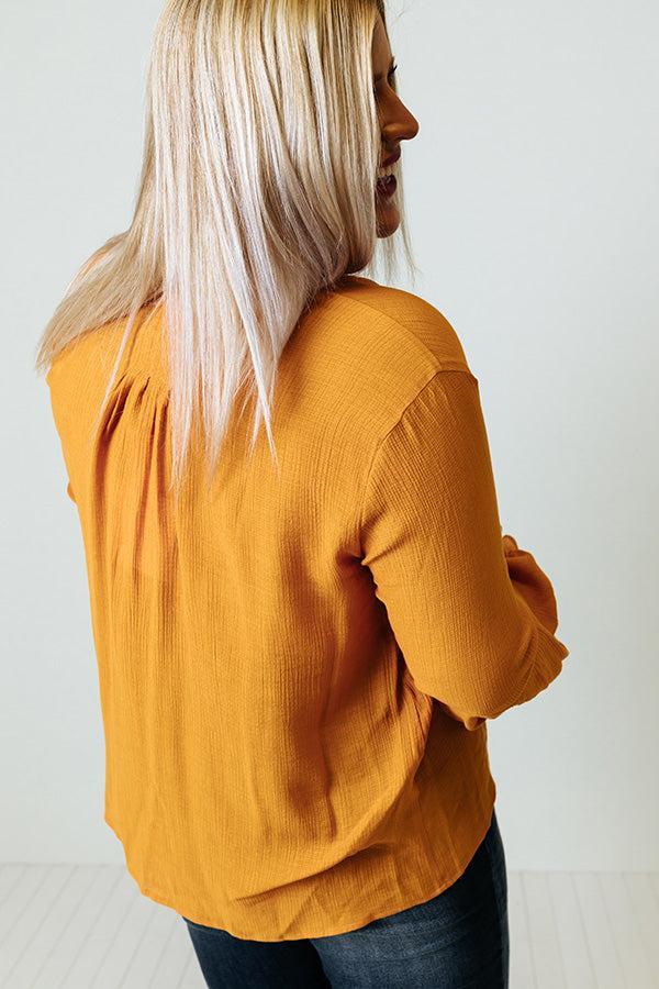 Santa Cruz Chic Shift Top In Golden Honey Curves Product Image