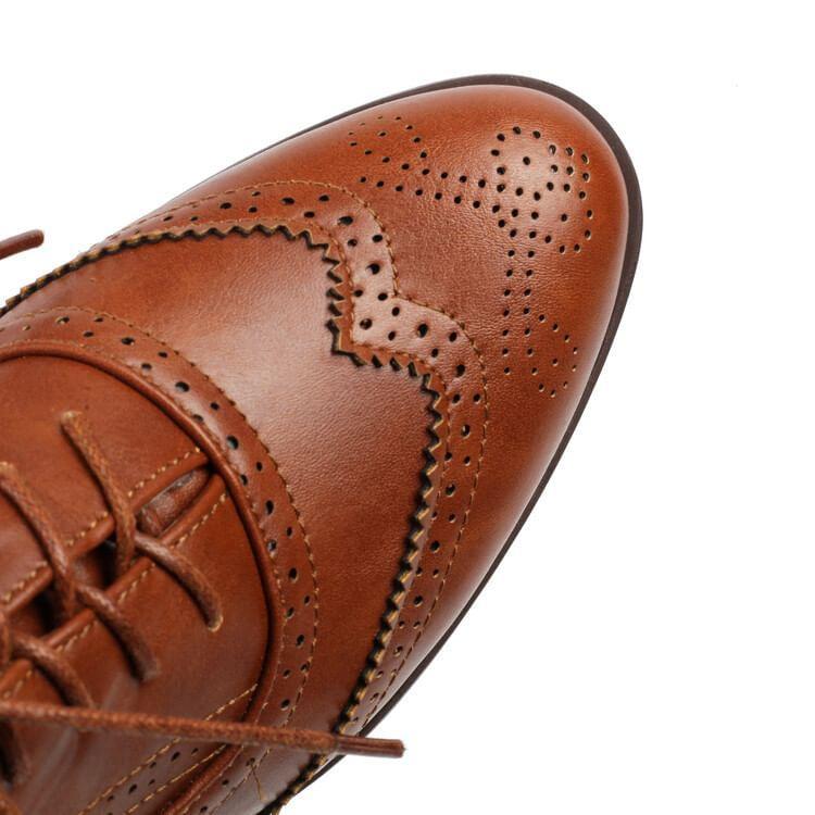 Wingtip Brogue Shoes Product Image