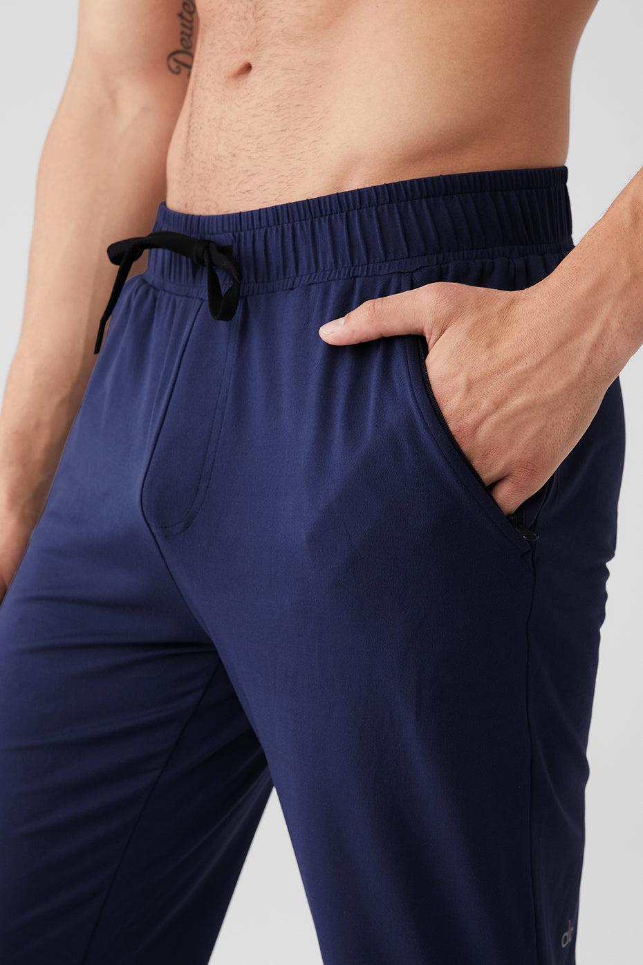 Conquer Pulse Pant - Navy Product Image