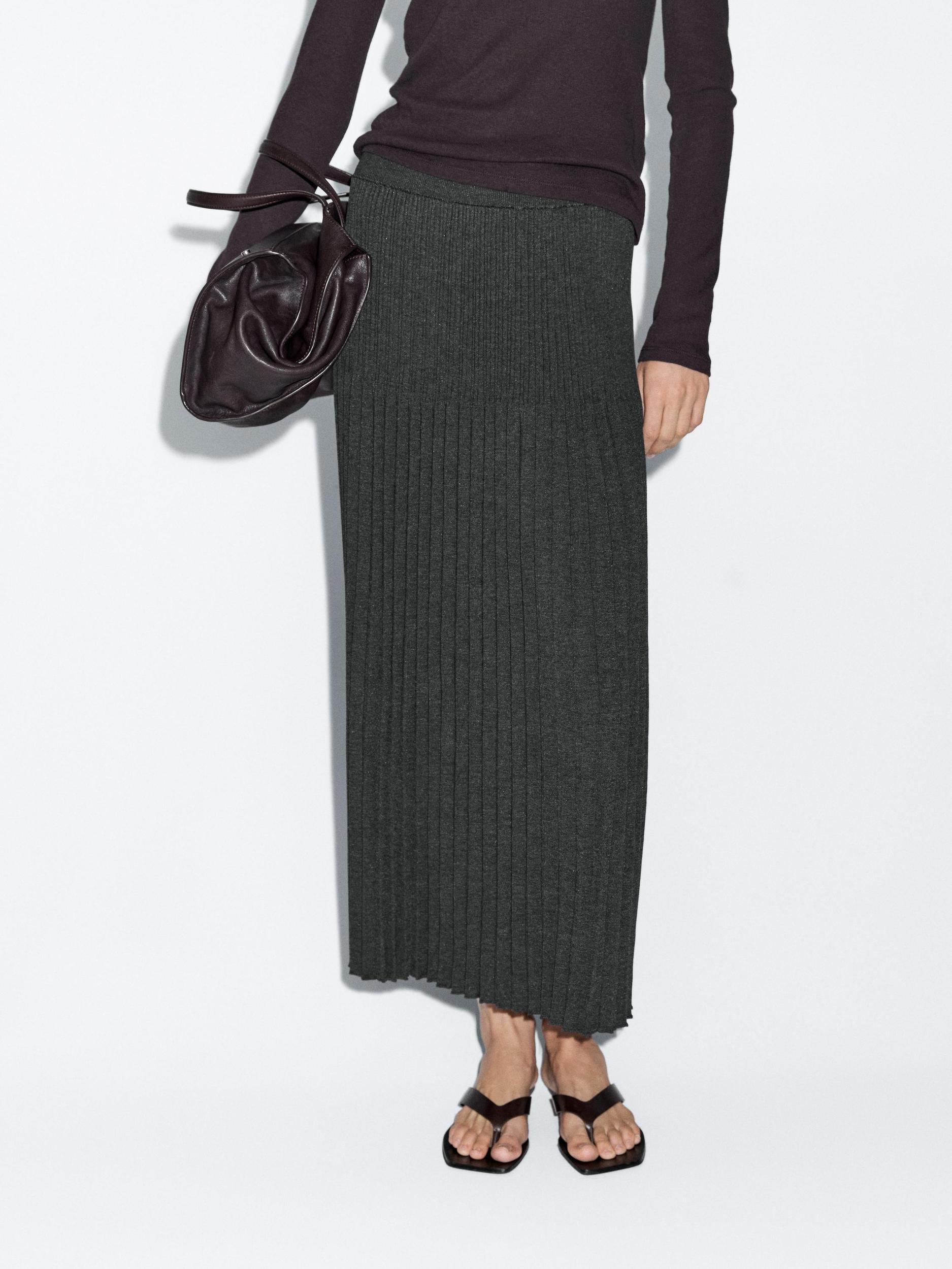 Pleated knit midi skirt Product Image