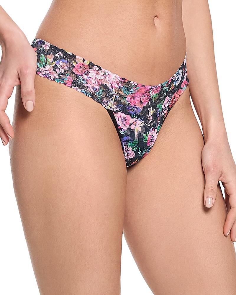 Signature Lace Low Rise Printed Thong Product Image