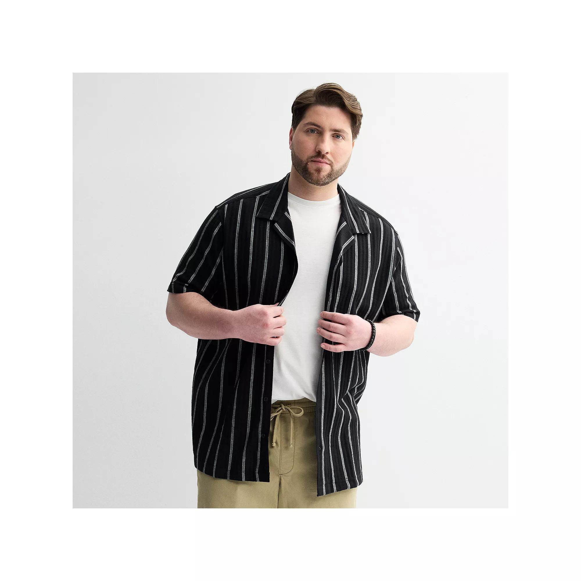 Big & Tall Sonoma Goods For Life® Short Sleeve Vacation Button-Down Shirt, Men's, Size: Medium Tall, Chev Stripe Black Product Image