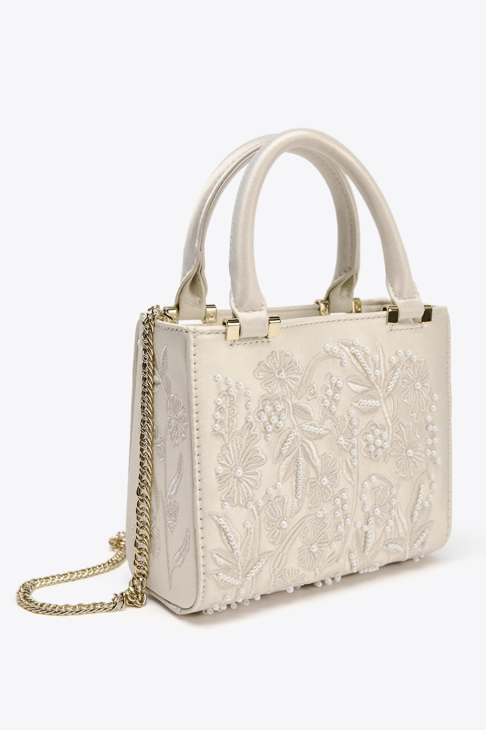 SATIN EFFECT PEARL BAG Product Image