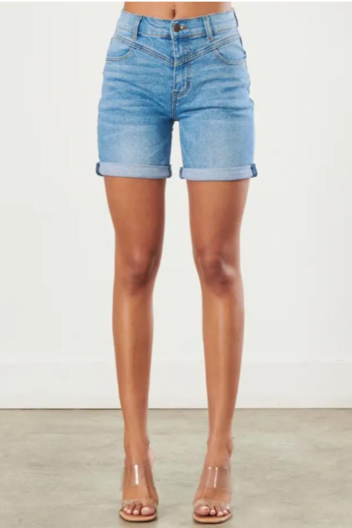 Vintage V Mom Shorts Product Image