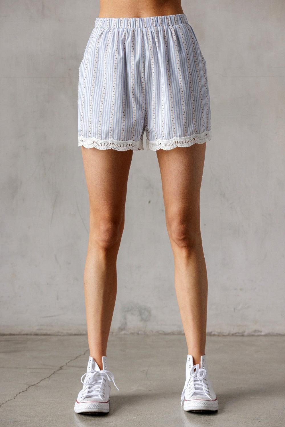 Elani Floral Shorts Blue Product Image