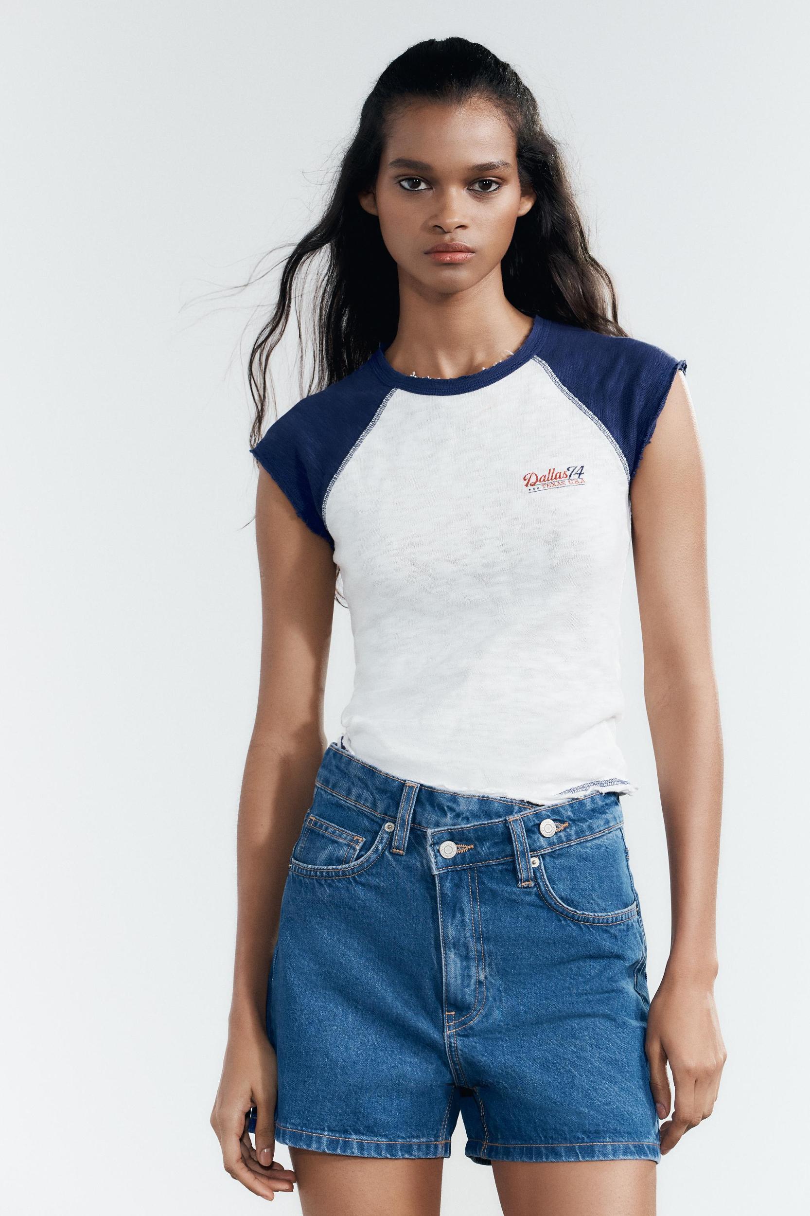 PRINTED T-SHIRT Product Image