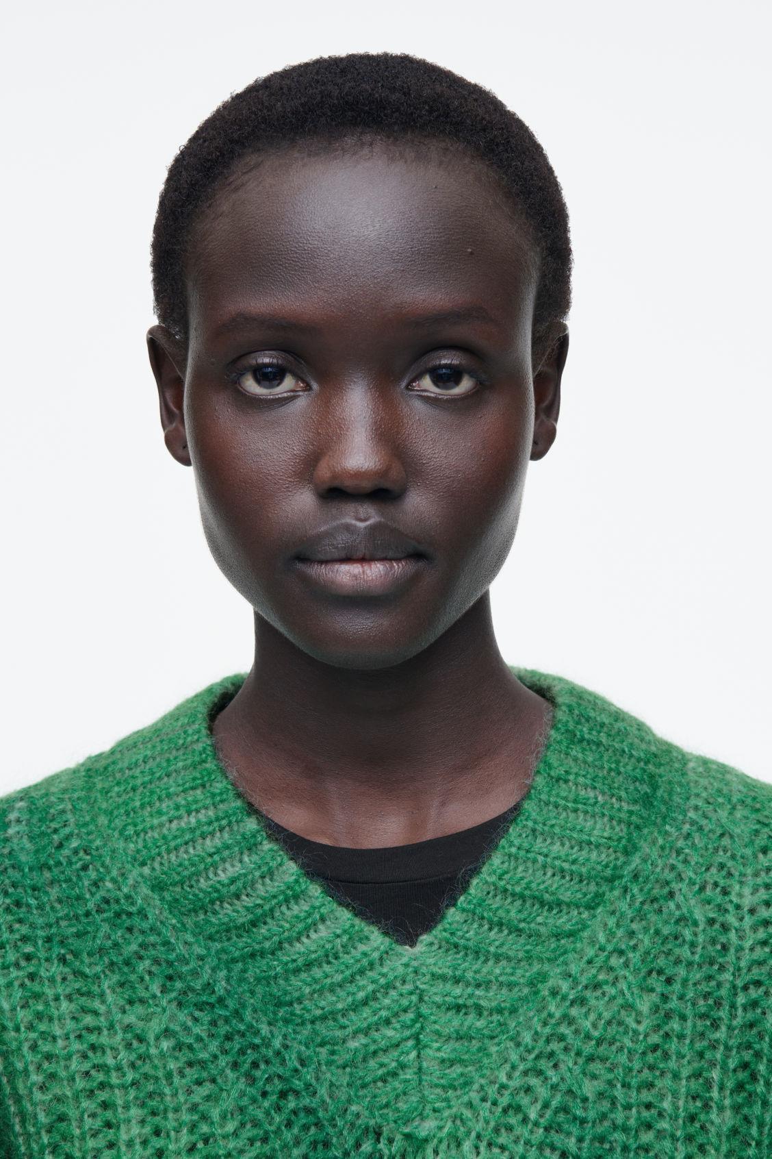 SPRAY-EFFECT MOHAIR V-NECK SWEATER Product Image