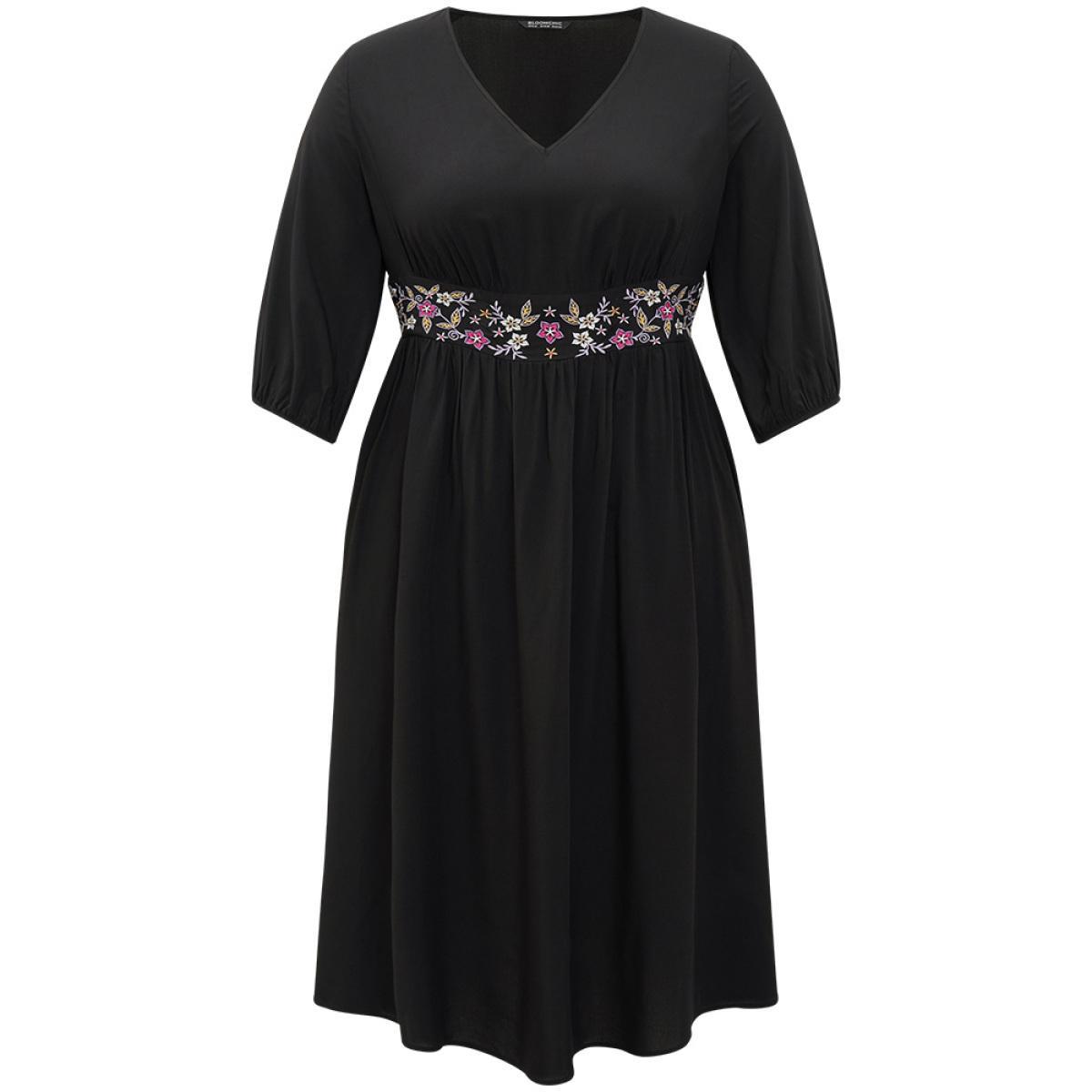 Plus Size Floral Embroidered Patchwork Pocket Elastic Cuffs Dress Black Women Vacation Elastic cuffs V-neck Elbow-length sleeve Curvy Midi Dress BloomChic 22-24/3X Product Image